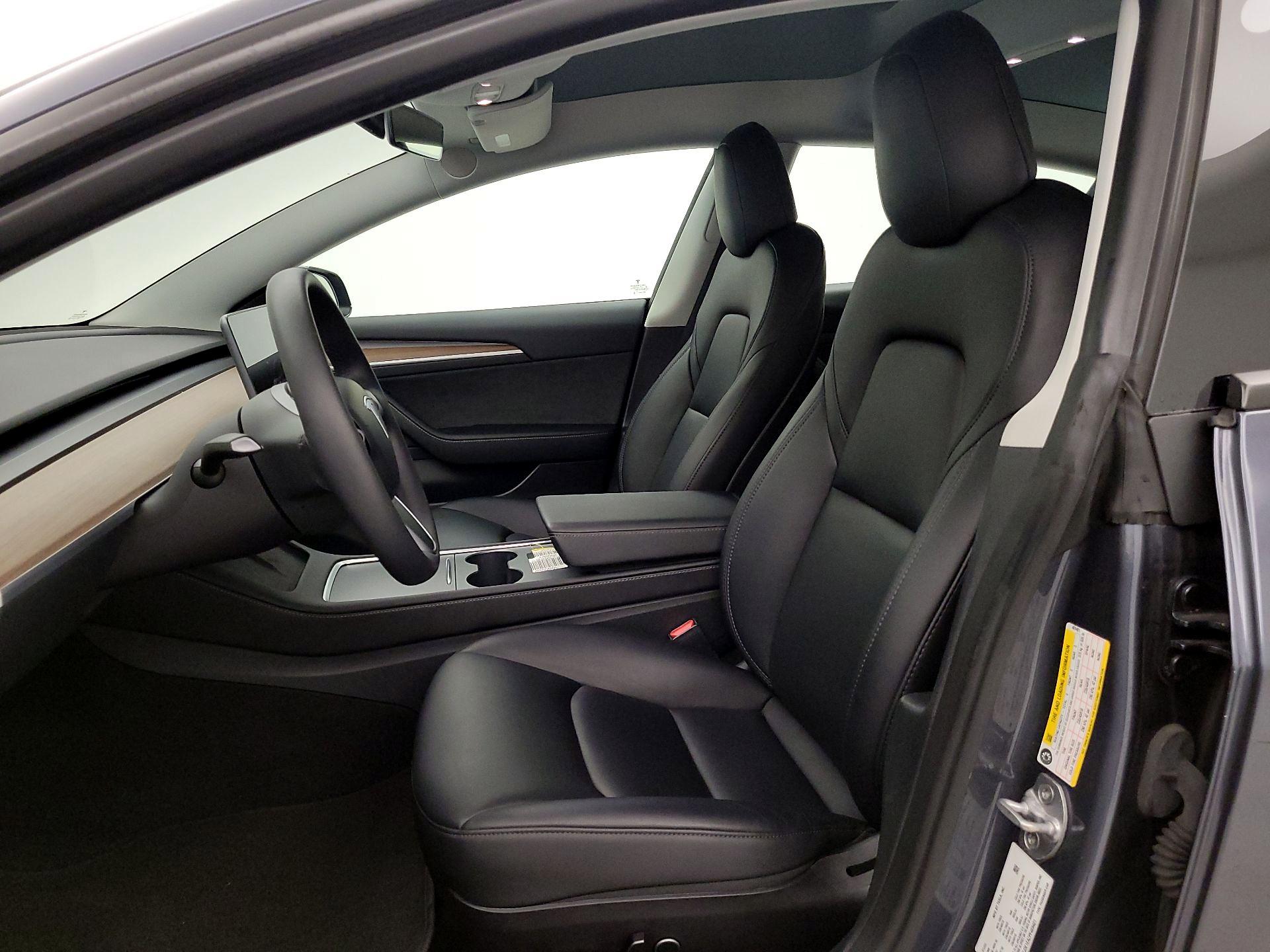 Thumbnail: 2023 Tesla Model 3 - 11