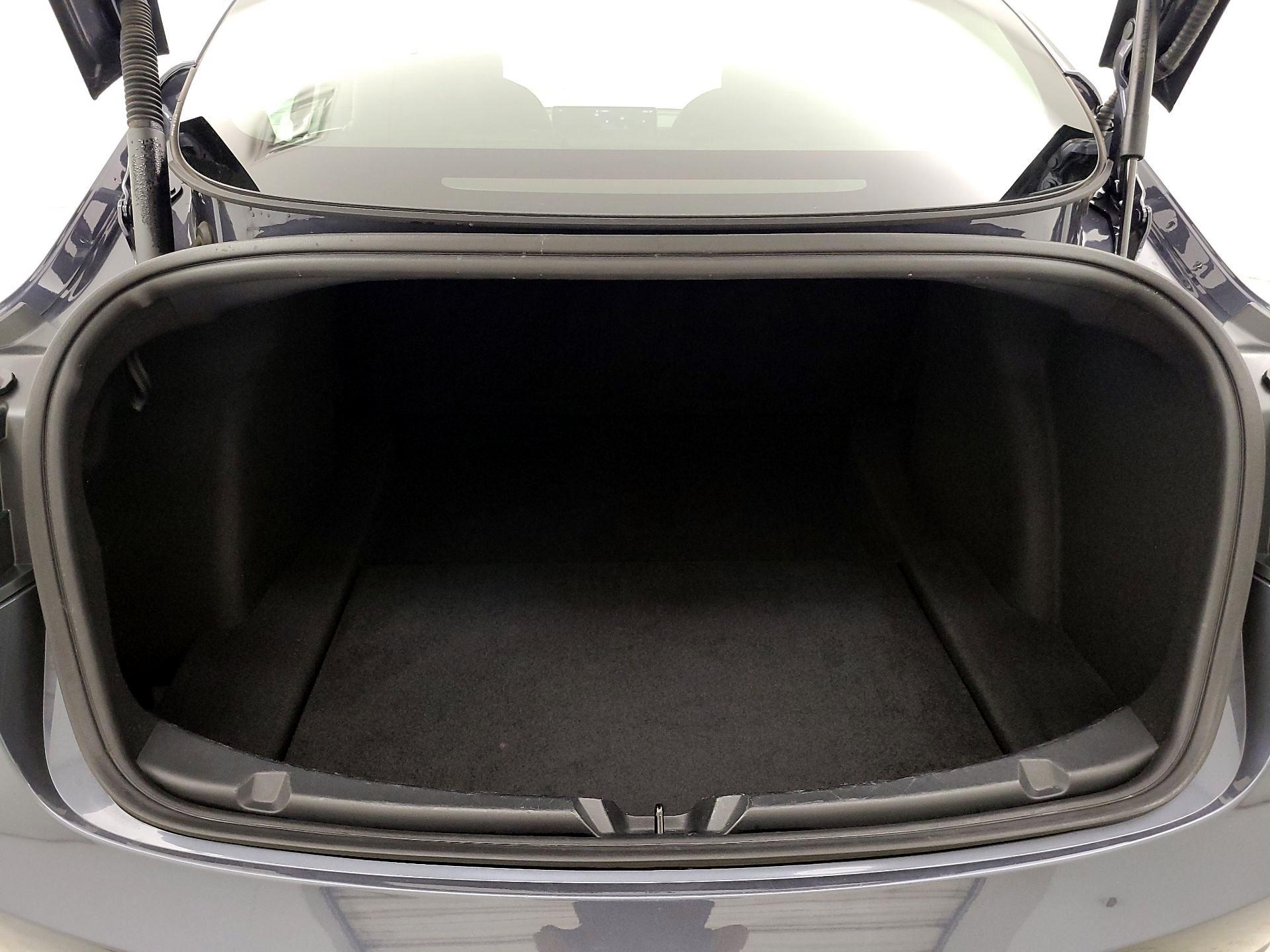 Thumbnail: 2023 Tesla Model 3 - 19