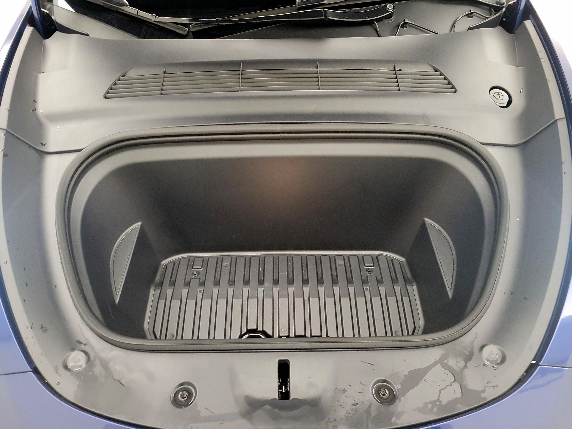 Thumbnail: 2023 Tesla Model Y - 20