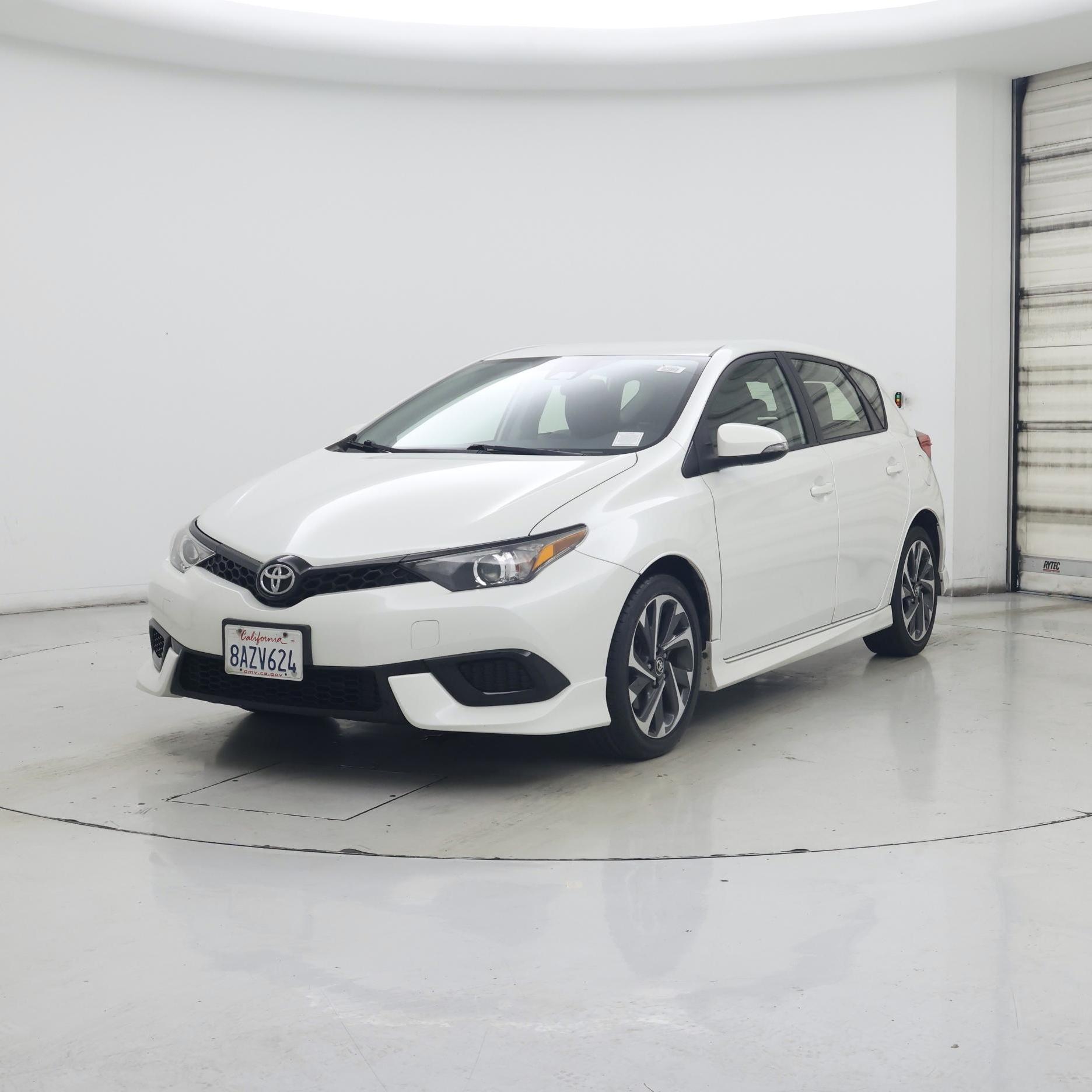 Thumbnail: 2018 Toyota Corolla iM - 4