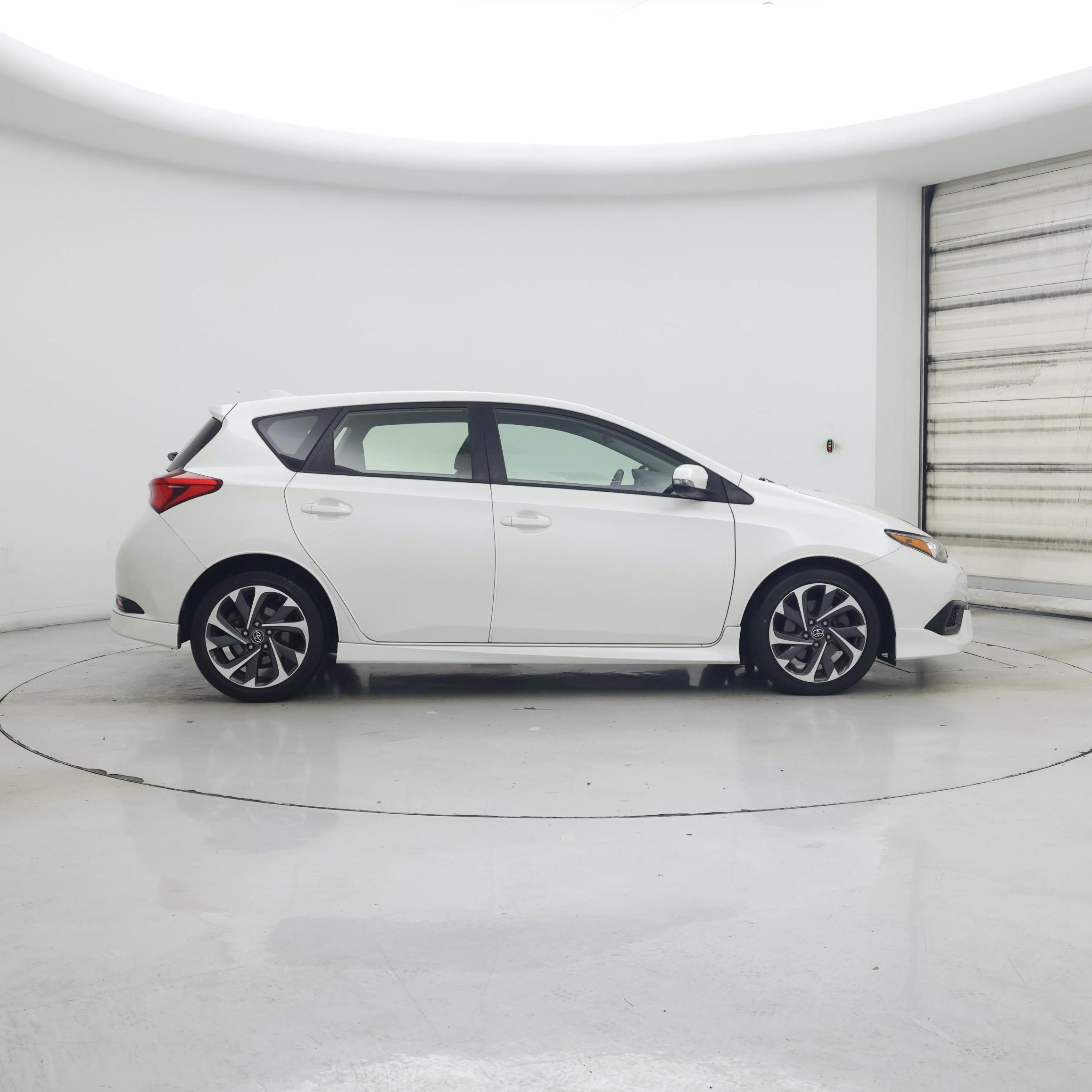 Thumbnail: 2018 Toyota Corolla iM - 7