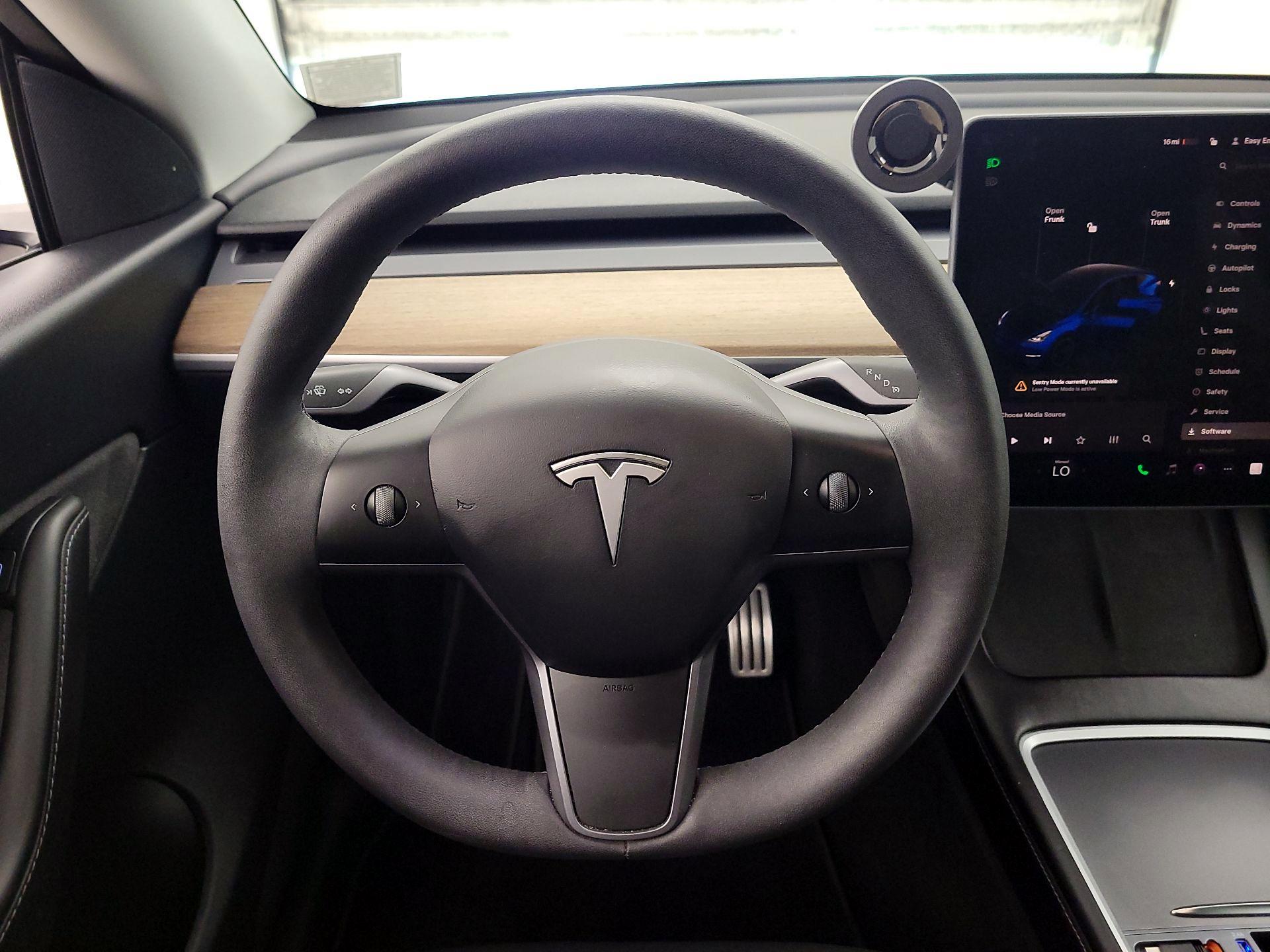 Thumbnail: 2022 Tesla Model Y - 10