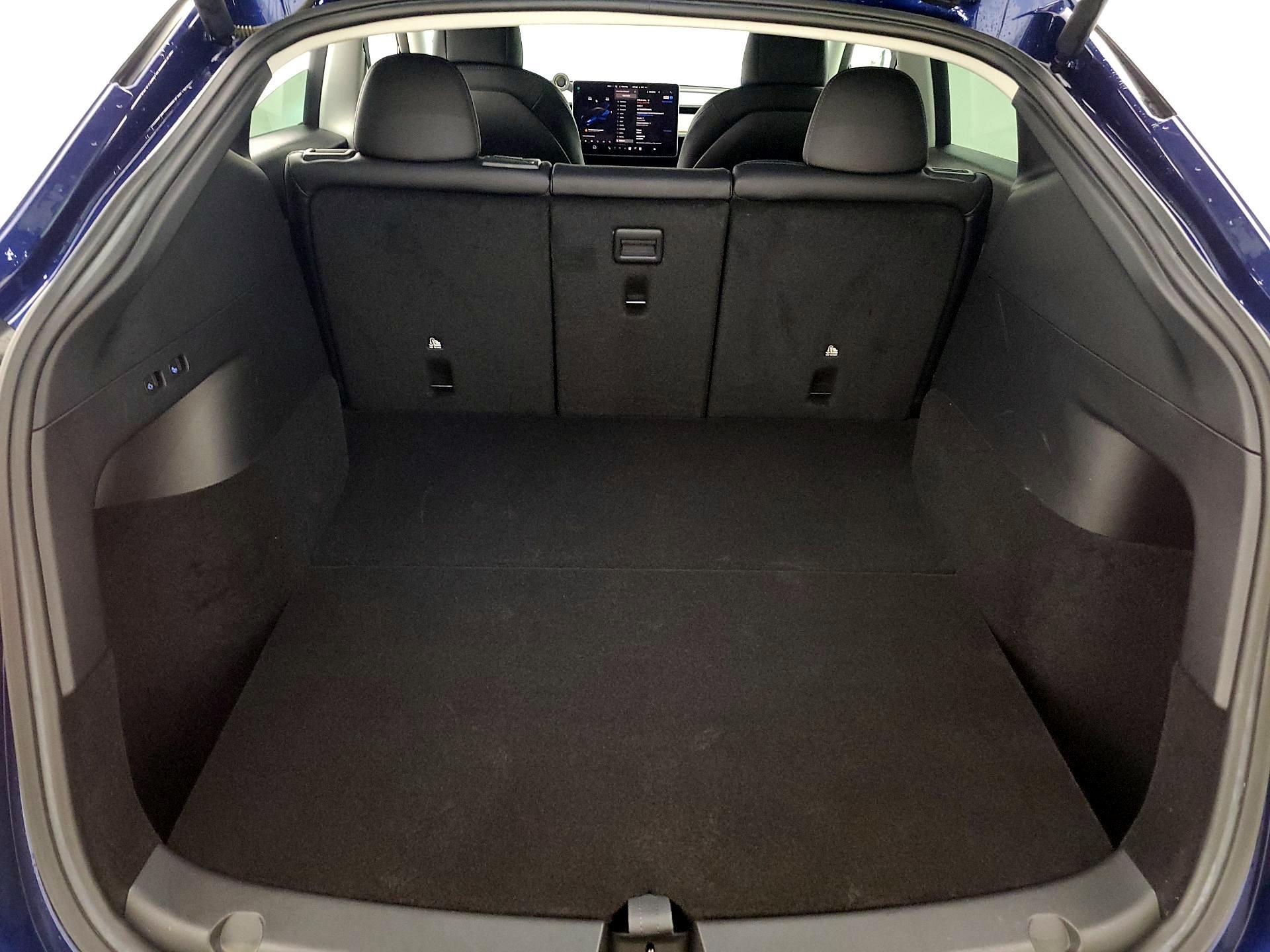 Thumbnail: 2022 Tesla Model Y - 19