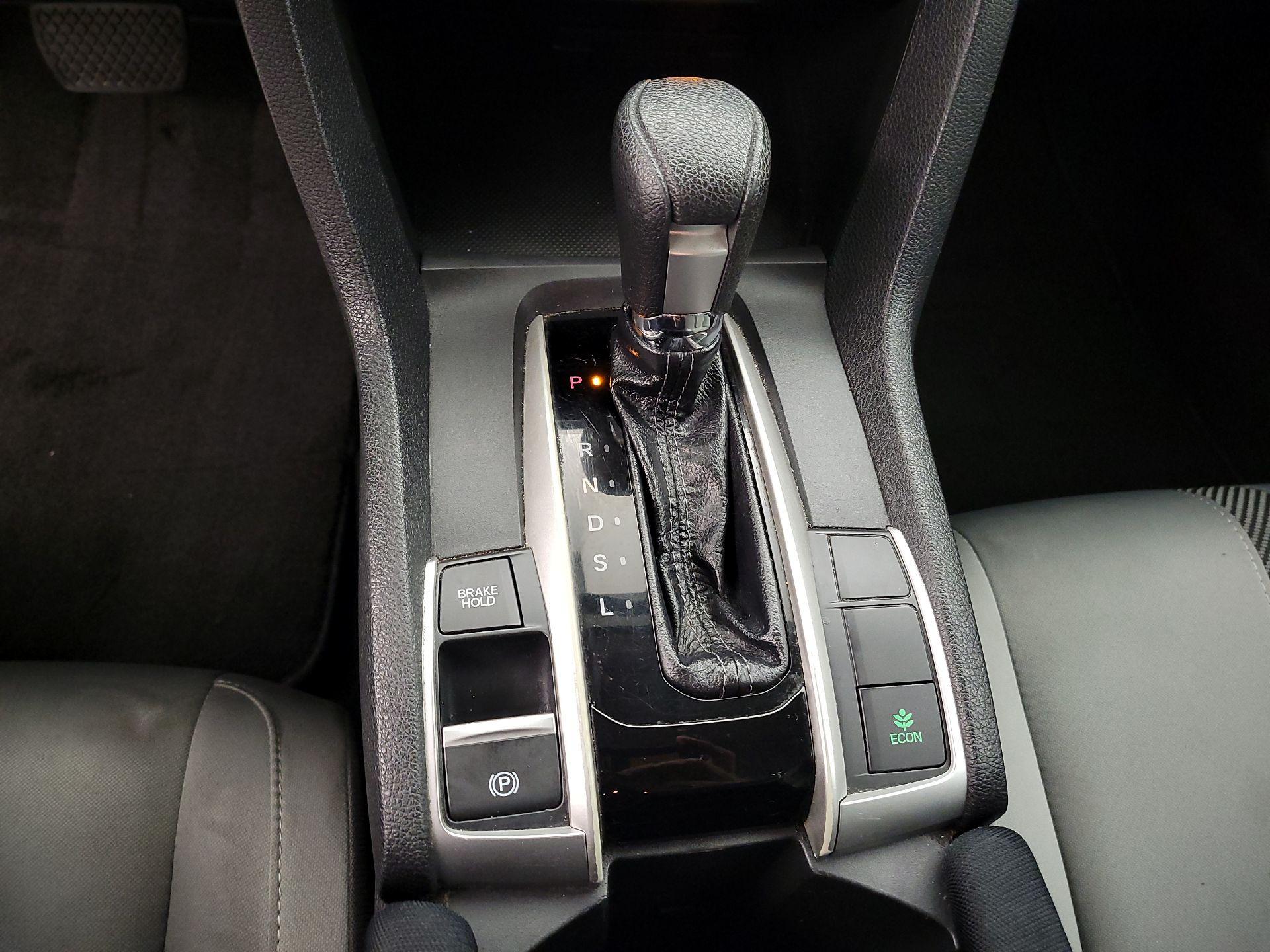 Thumbnail: 2017 Honda Civic - 16