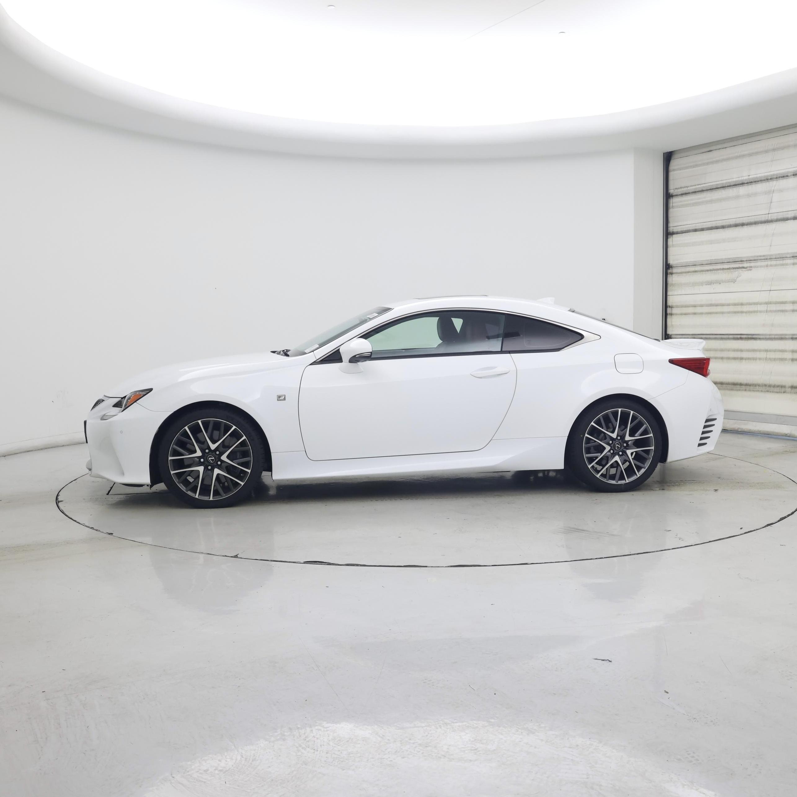 Thumbnail: 2015 Lexus RC - 3