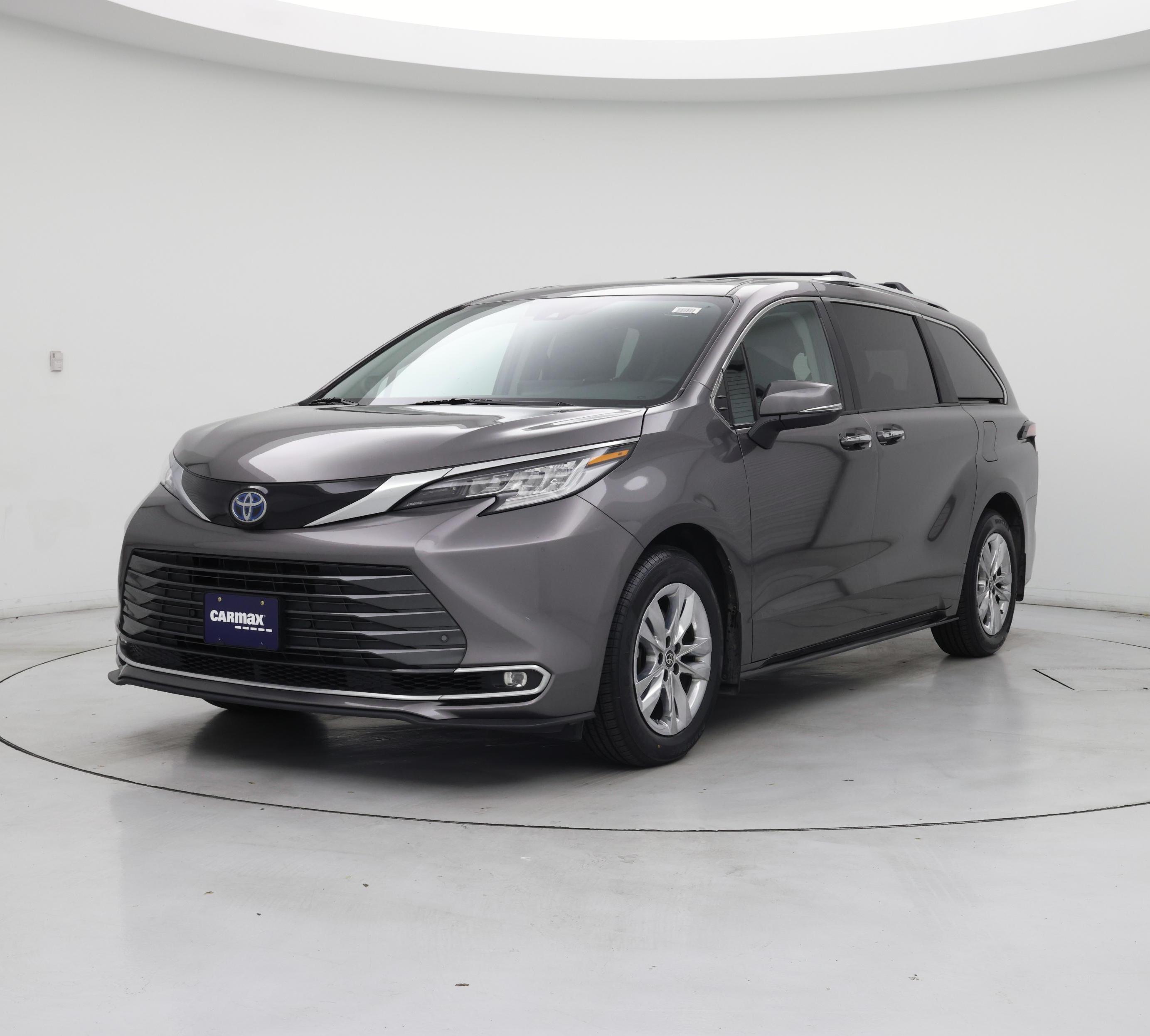 Thumbnail: 2024 Toyota Sienna - 4