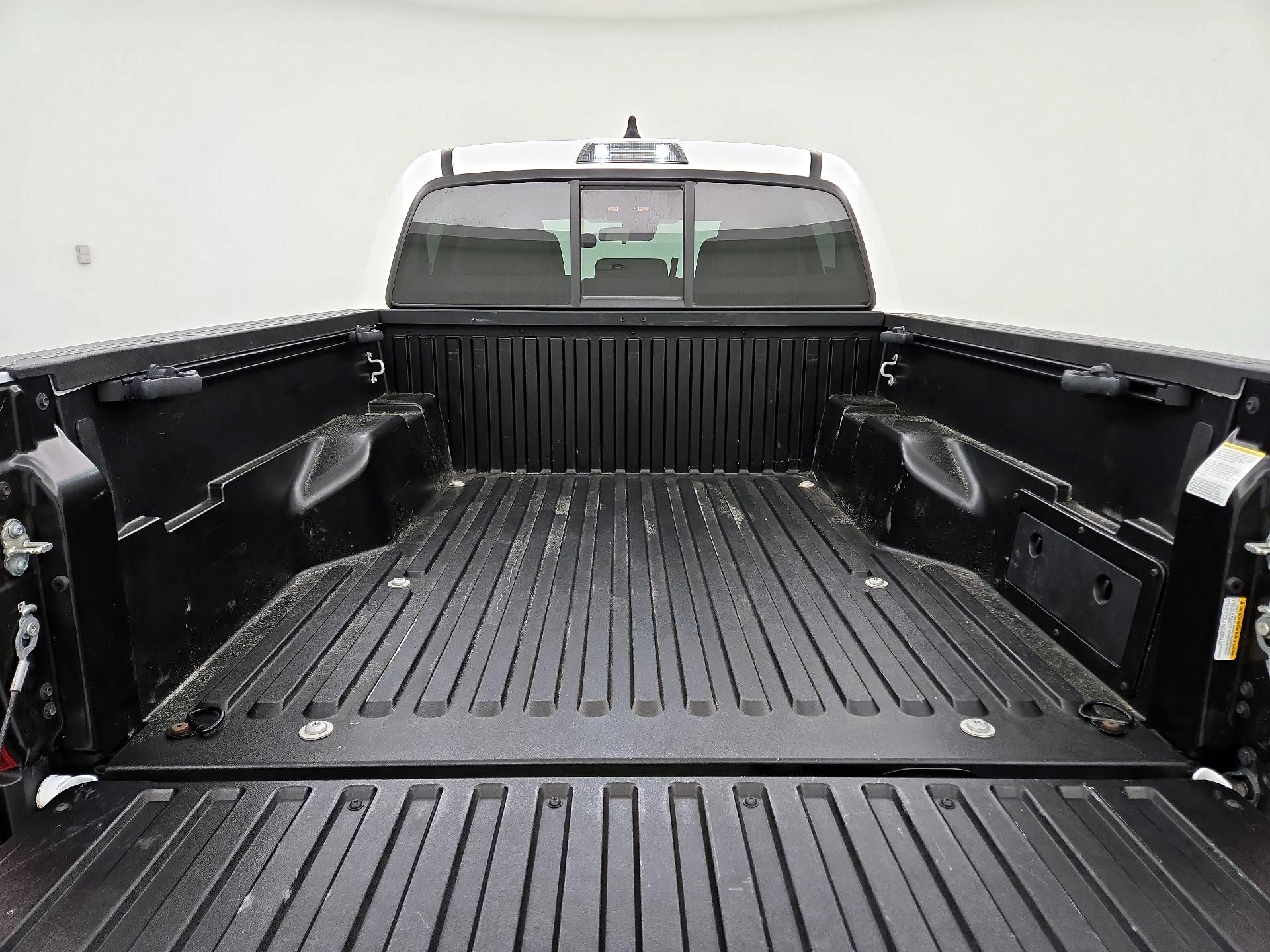 Thumbnail: 2023 Toyota Tacoma - 20