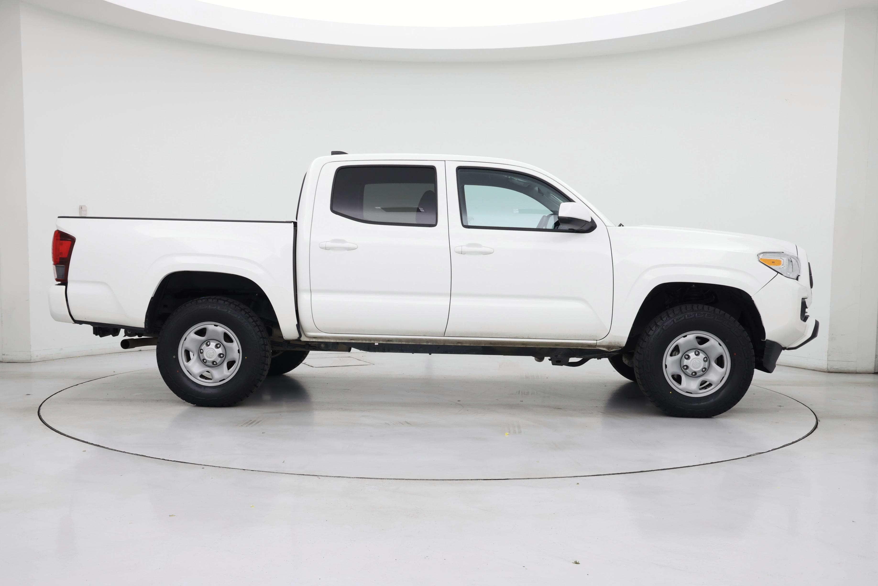 Thumbnail: 2023 Toyota Tacoma - 7