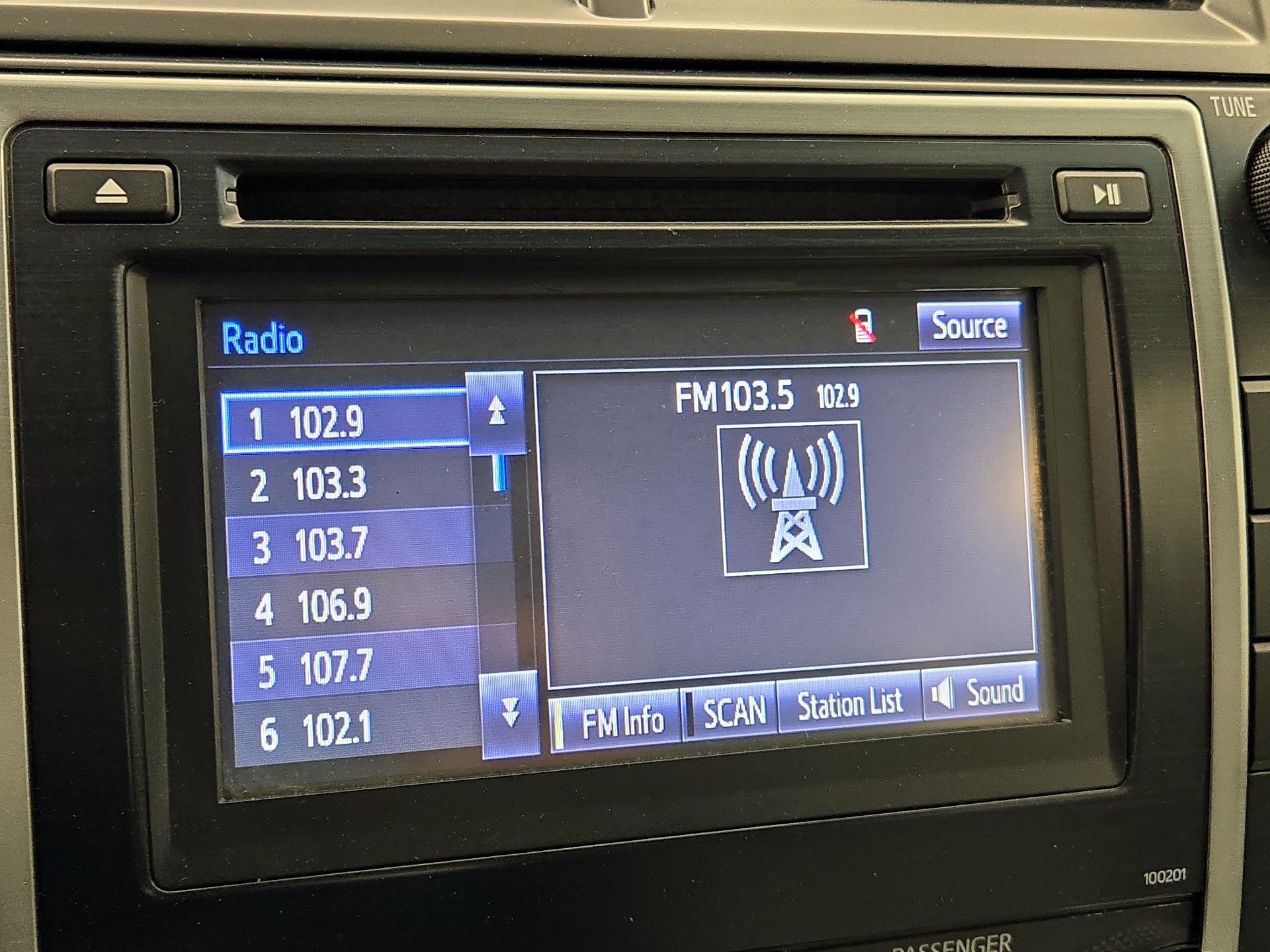 Thumbnail: 2014 Toyota Camry - 15