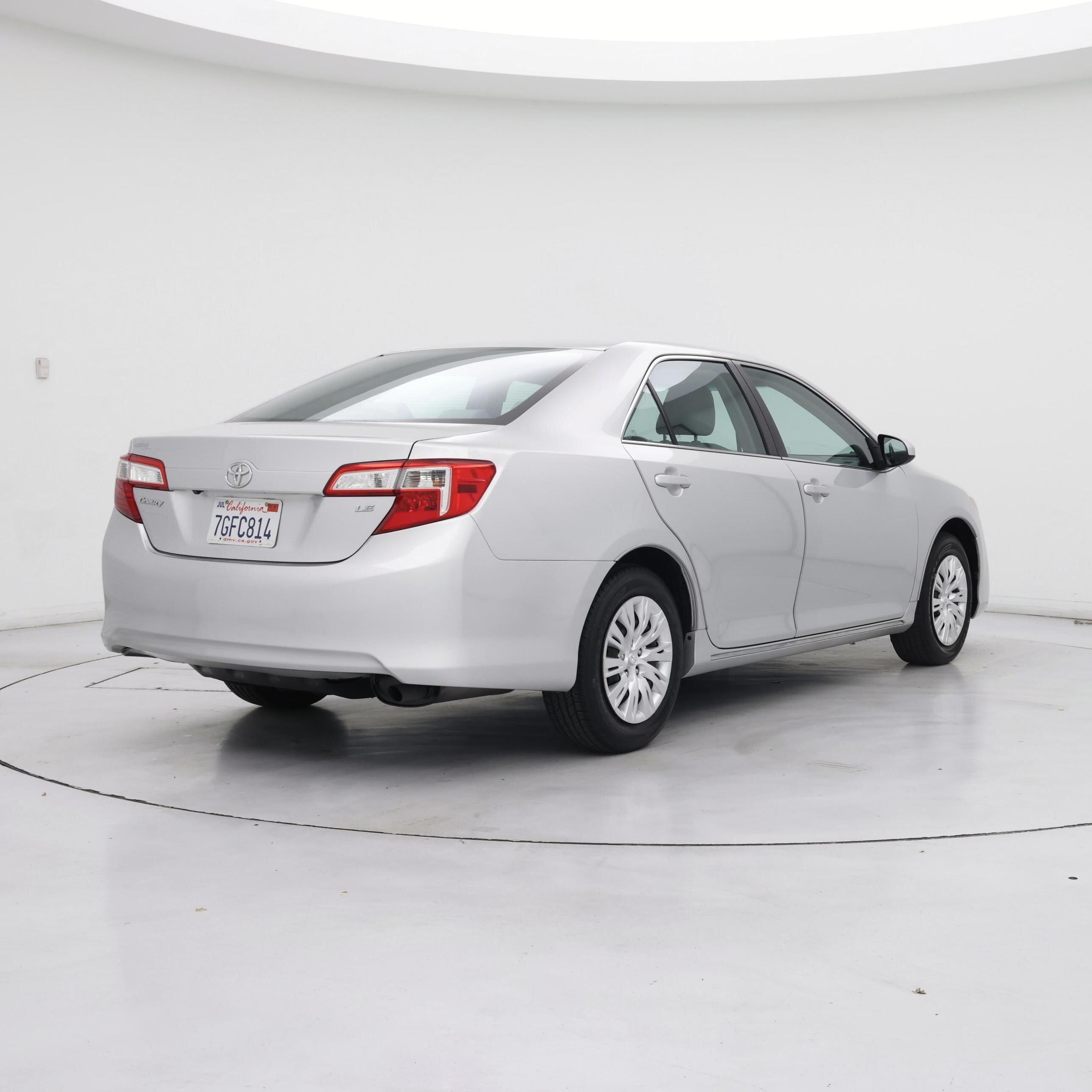 Thumbnail: 2014 Toyota Camry - 8