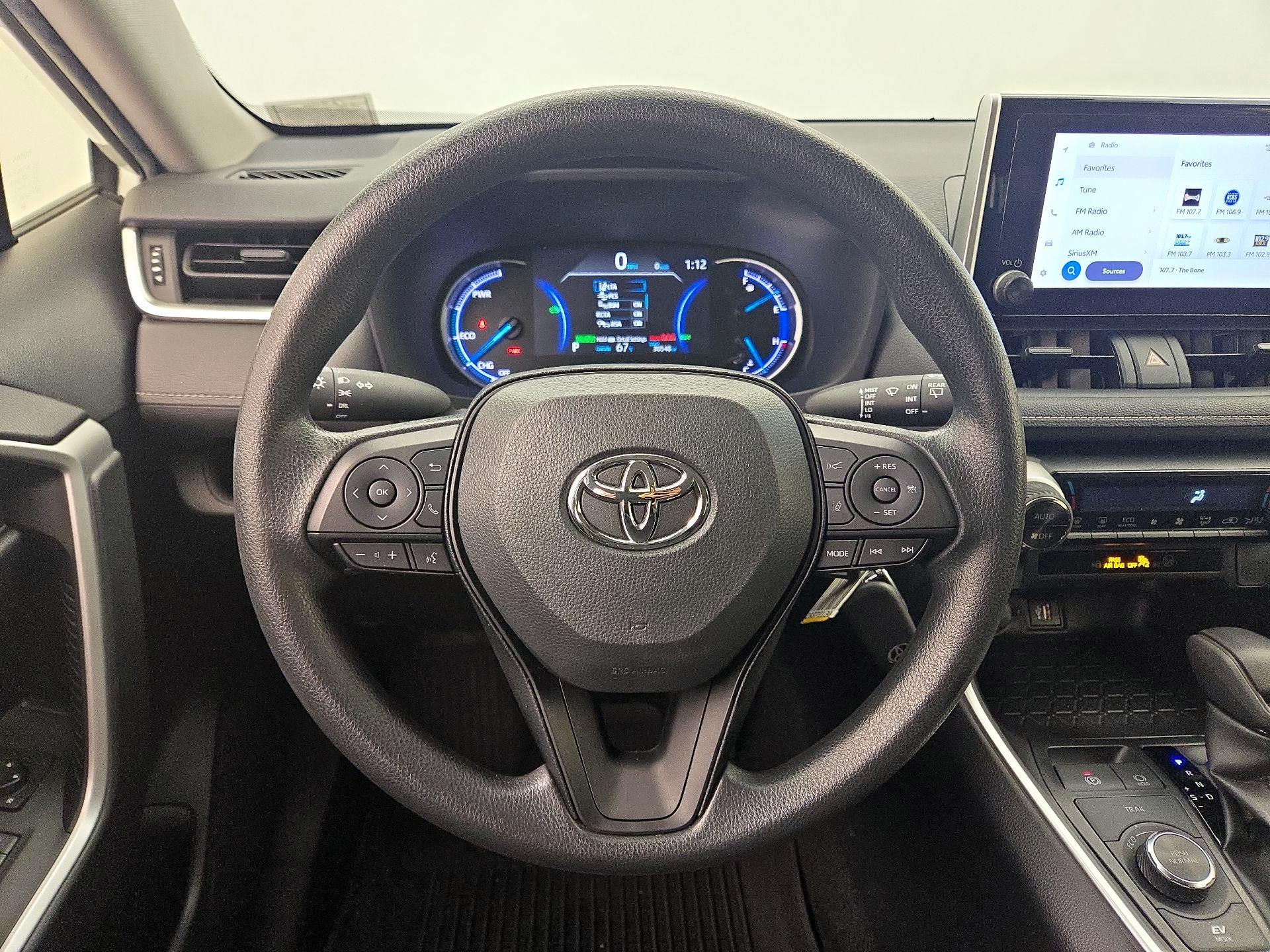 Thumbnail: 2023 Toyota RAV4 - 10