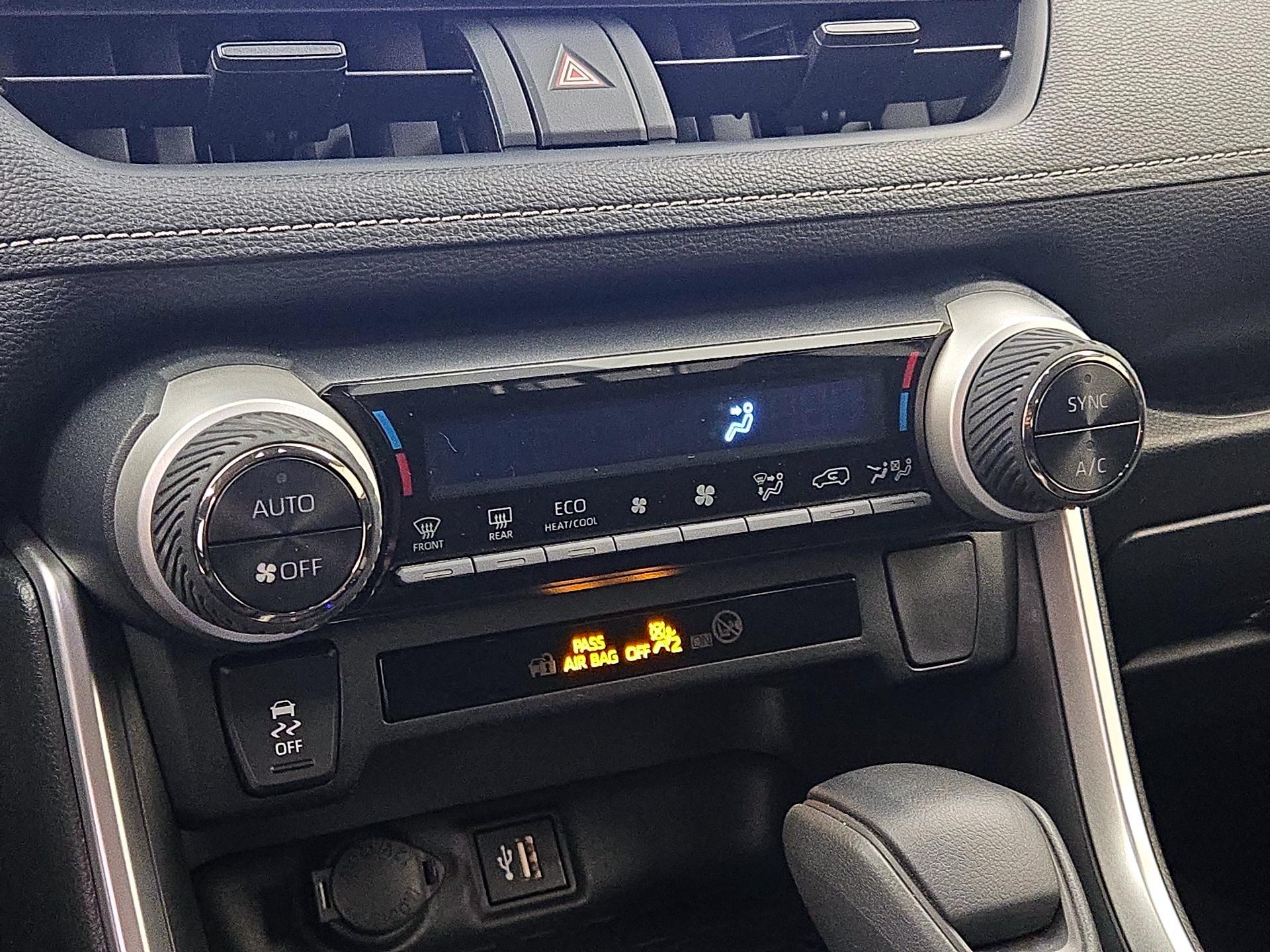 Thumbnail: 2023 Toyota RAV4 - 16