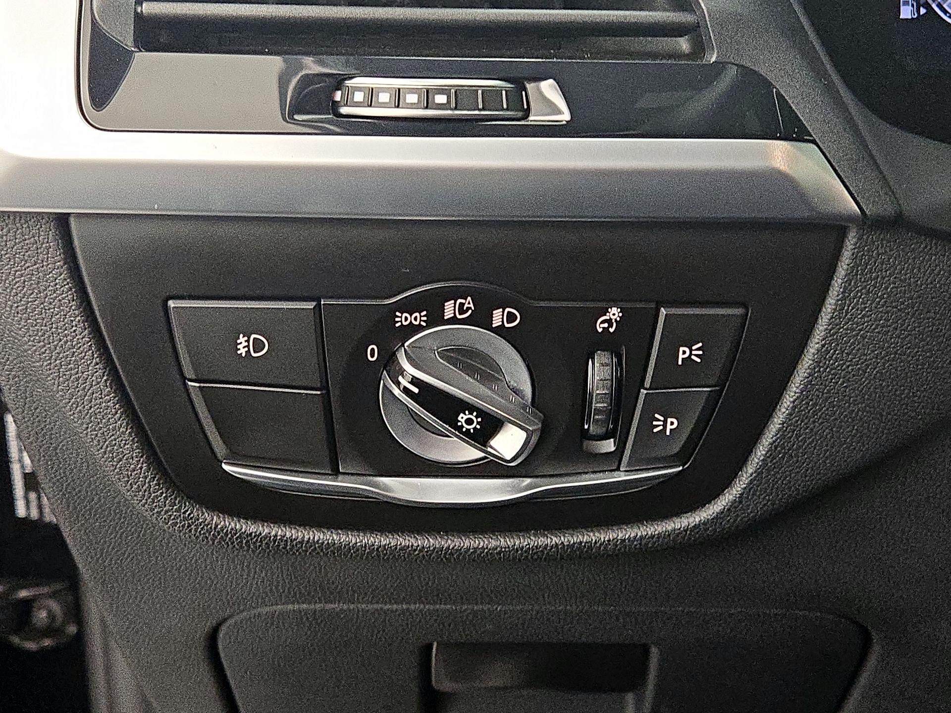 Thumbnail: 2021 BMW X4 - 13