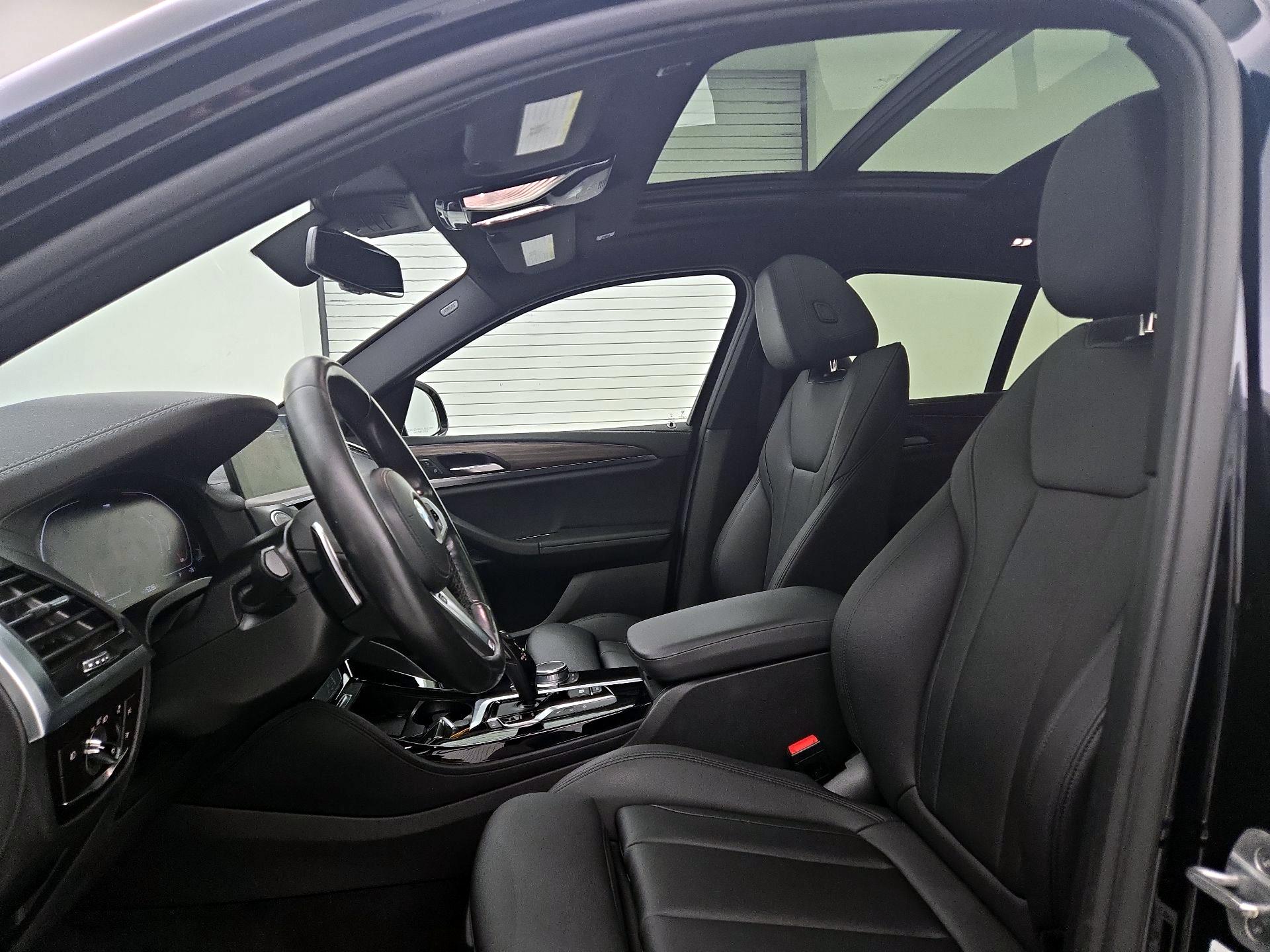 Thumbnail: 2021 BMW X4 - 20