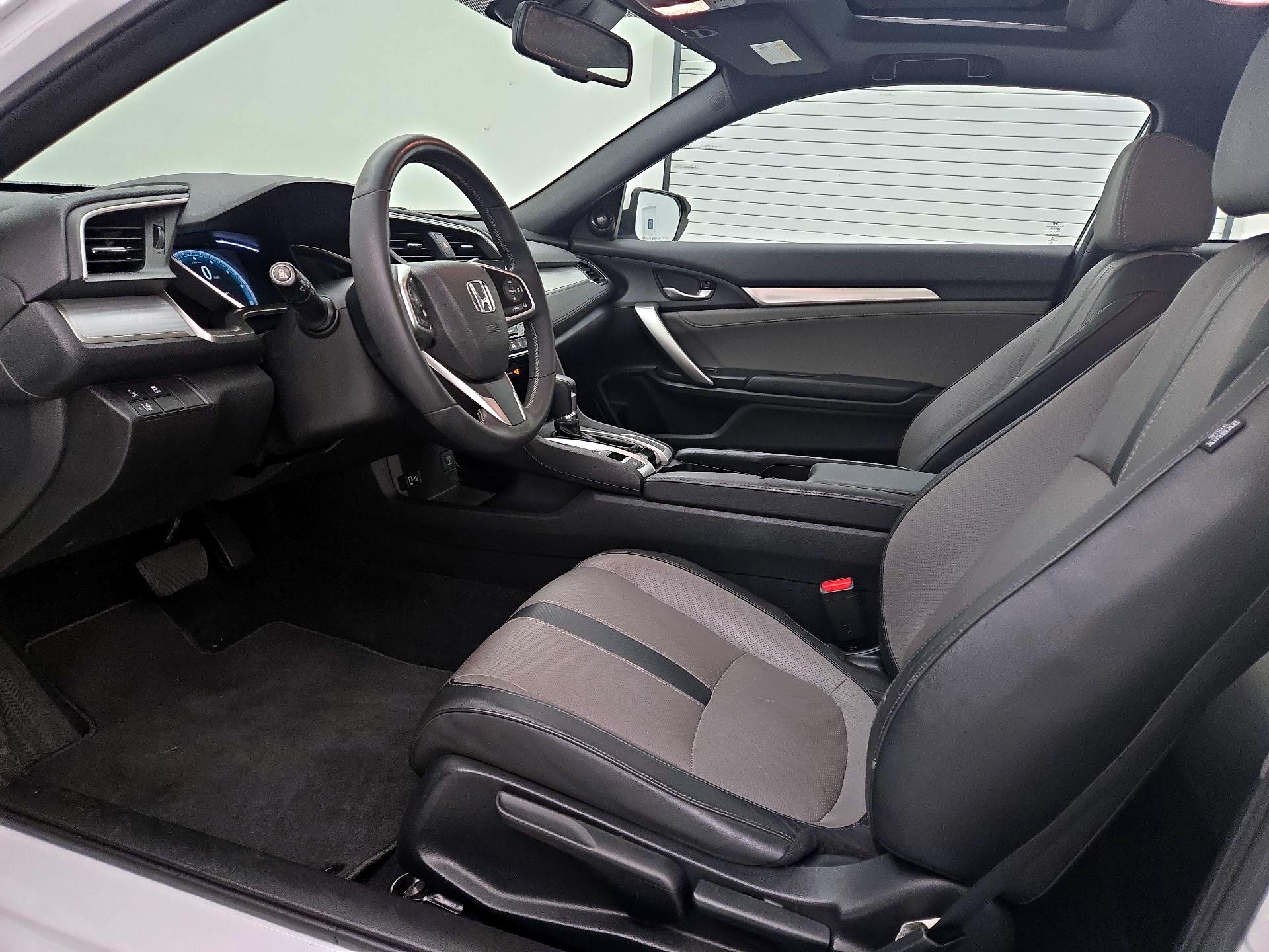 Thumbnail: 2017 Honda Civic - 11