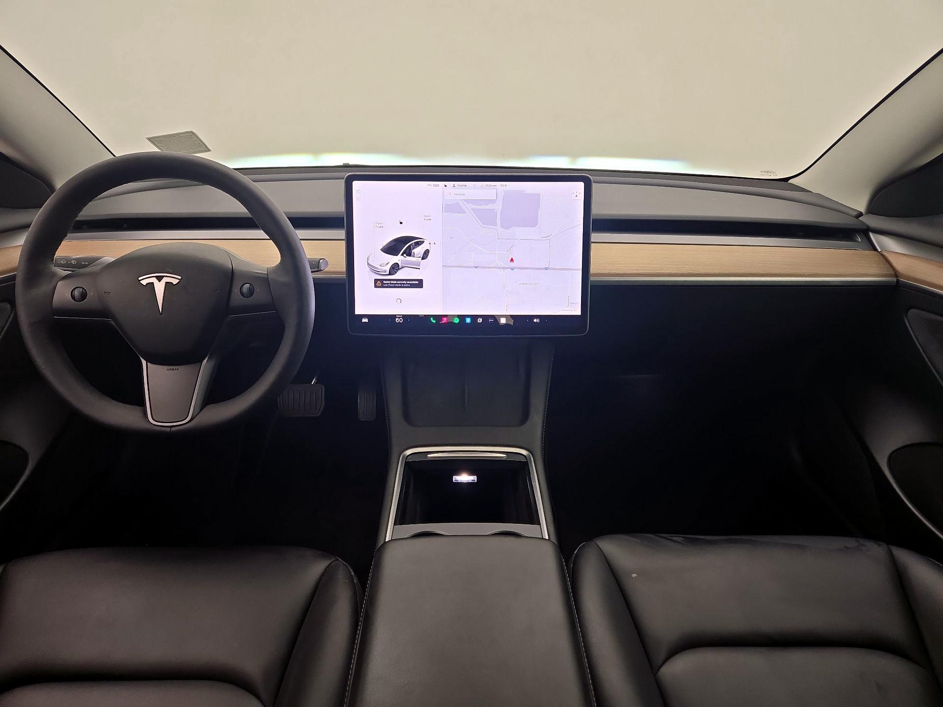 Thumbnail: 2023 Tesla Model 3 - 9