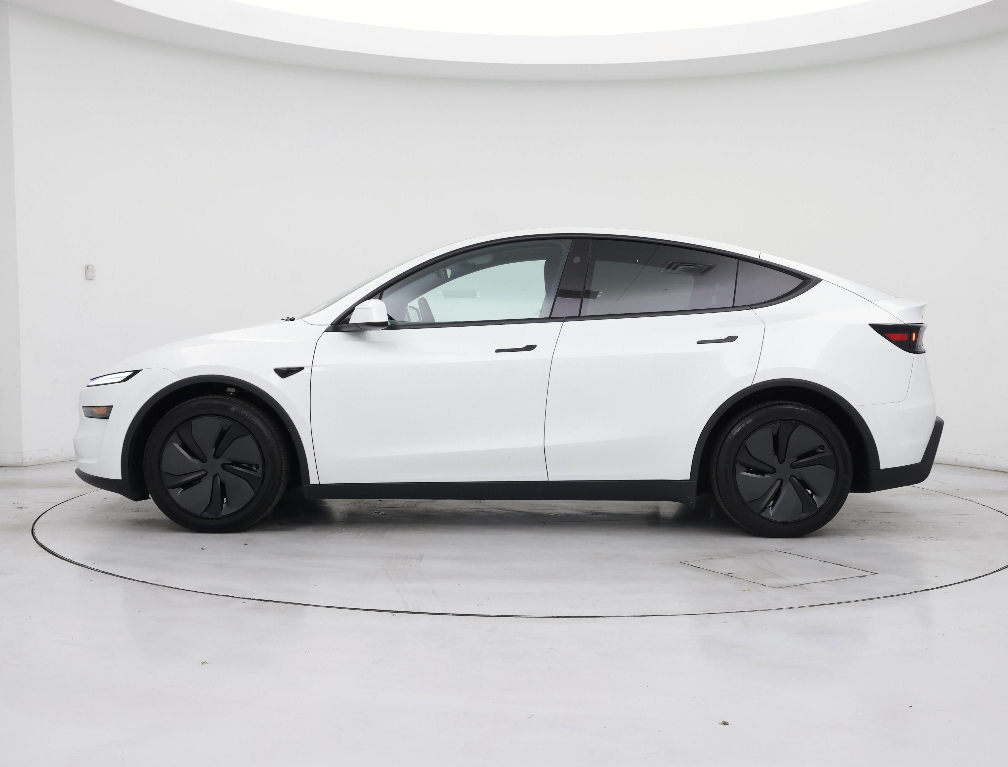 Thumbnail: 2026 Tesla Model Y - 3