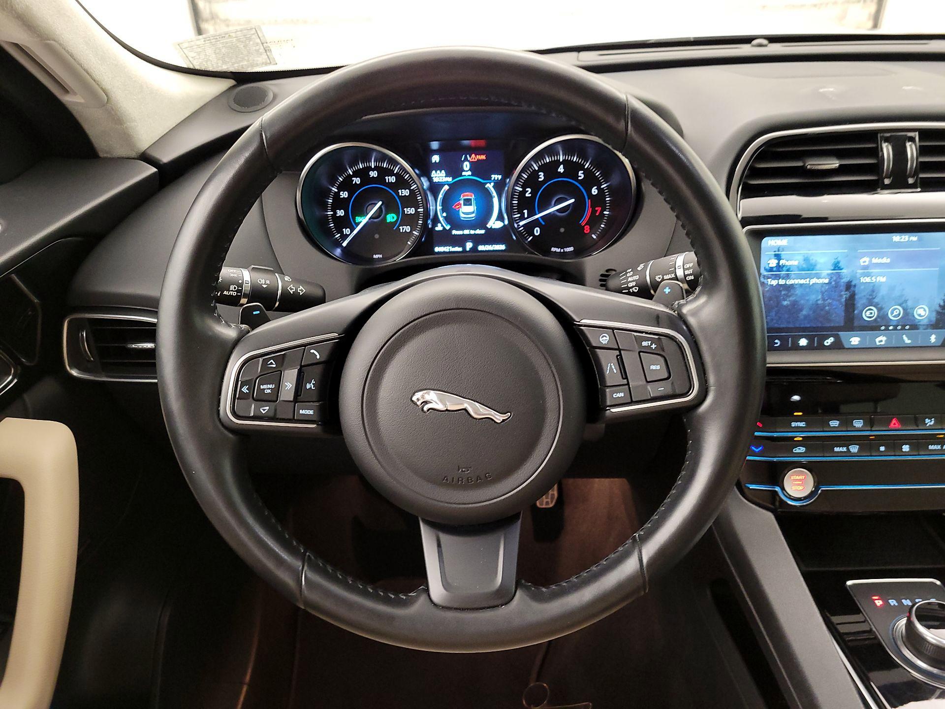 Thumbnail: 2020 Jaguar F-Pace - 10