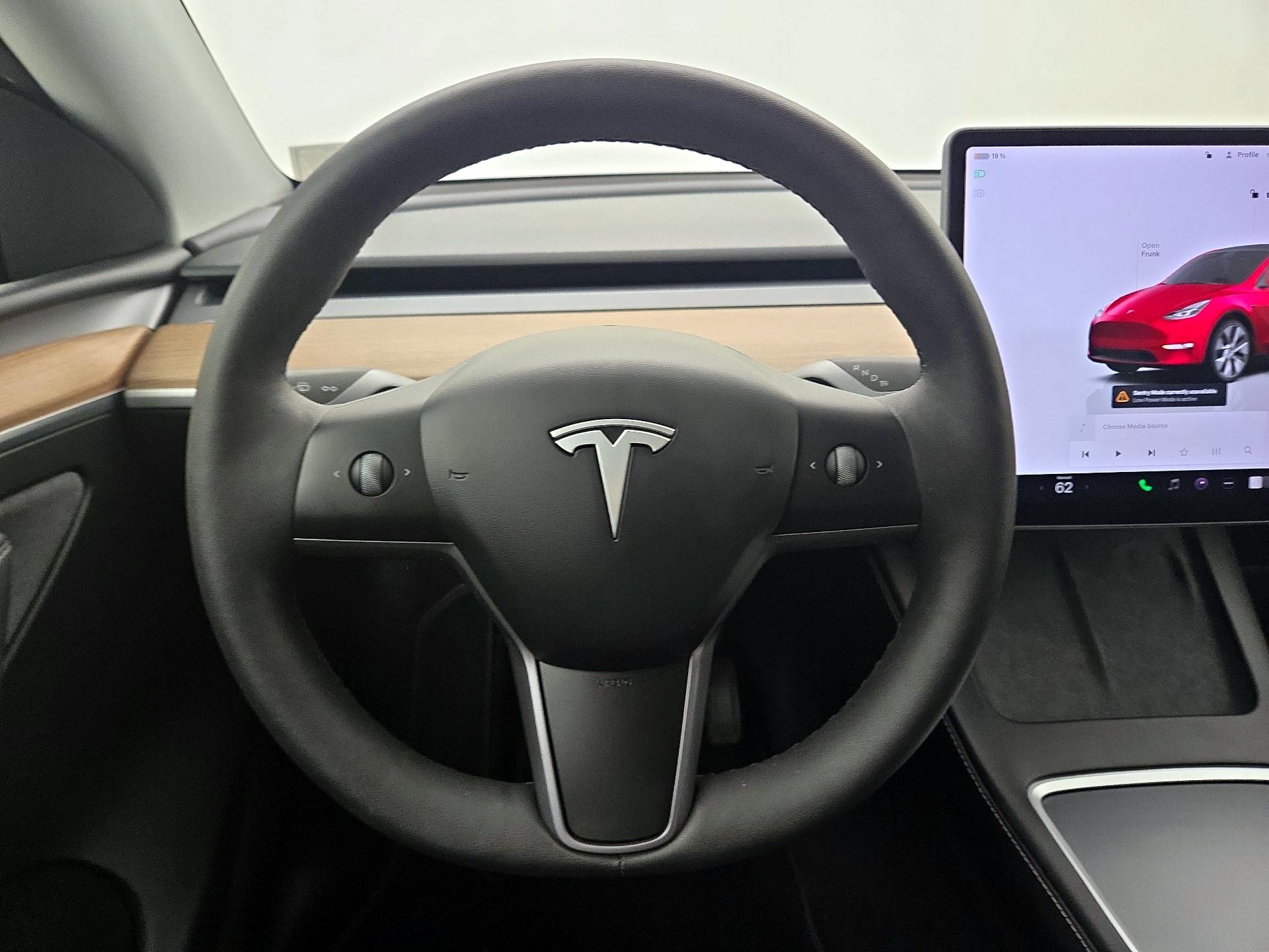 Thumbnail: 2024 Tesla Model Y - 10