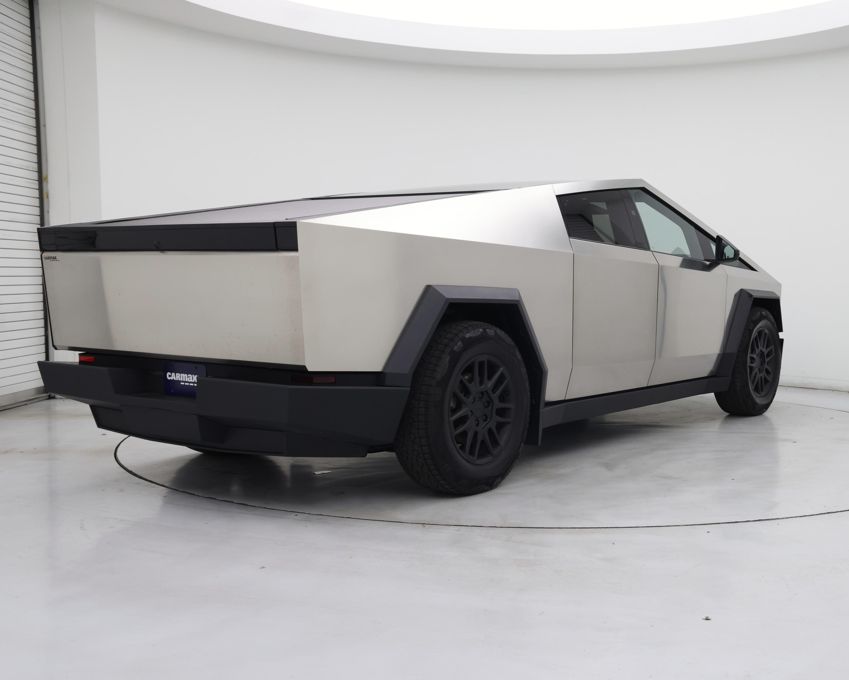 Thumbnail: 2025 Tesla Cybertruck - 8