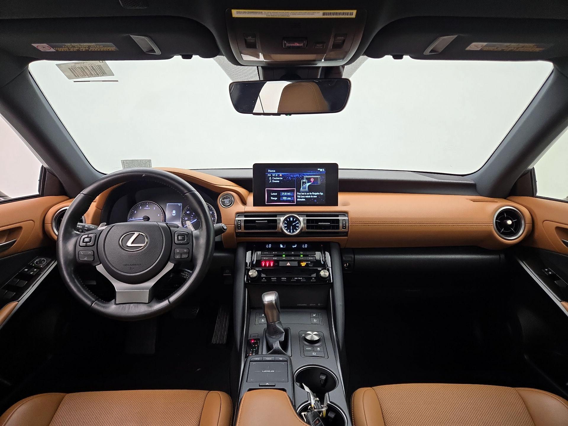 Thumbnail: 2021 Lexus IS - 9