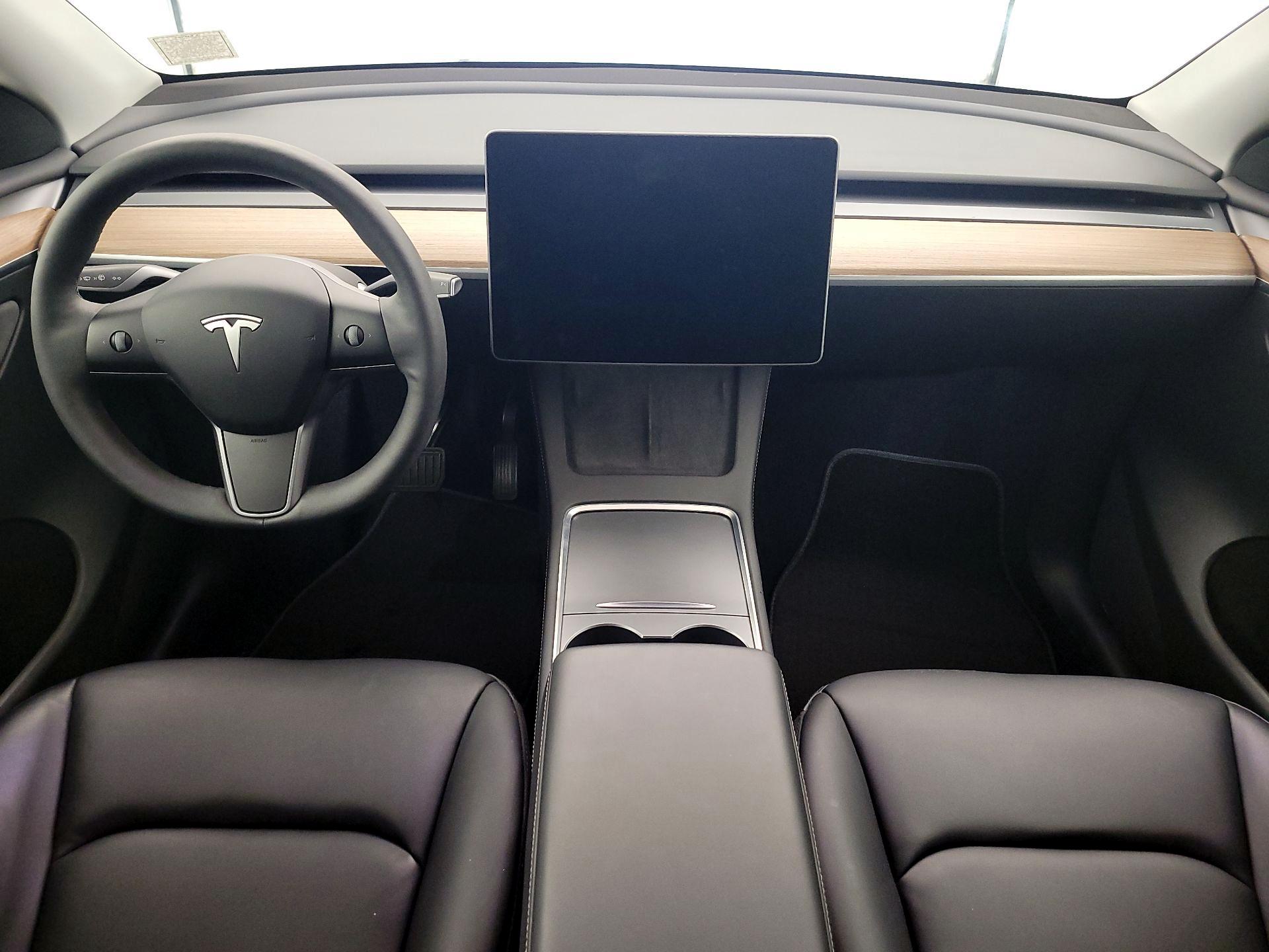 Thumbnail: 2024 Tesla Model Y - 9