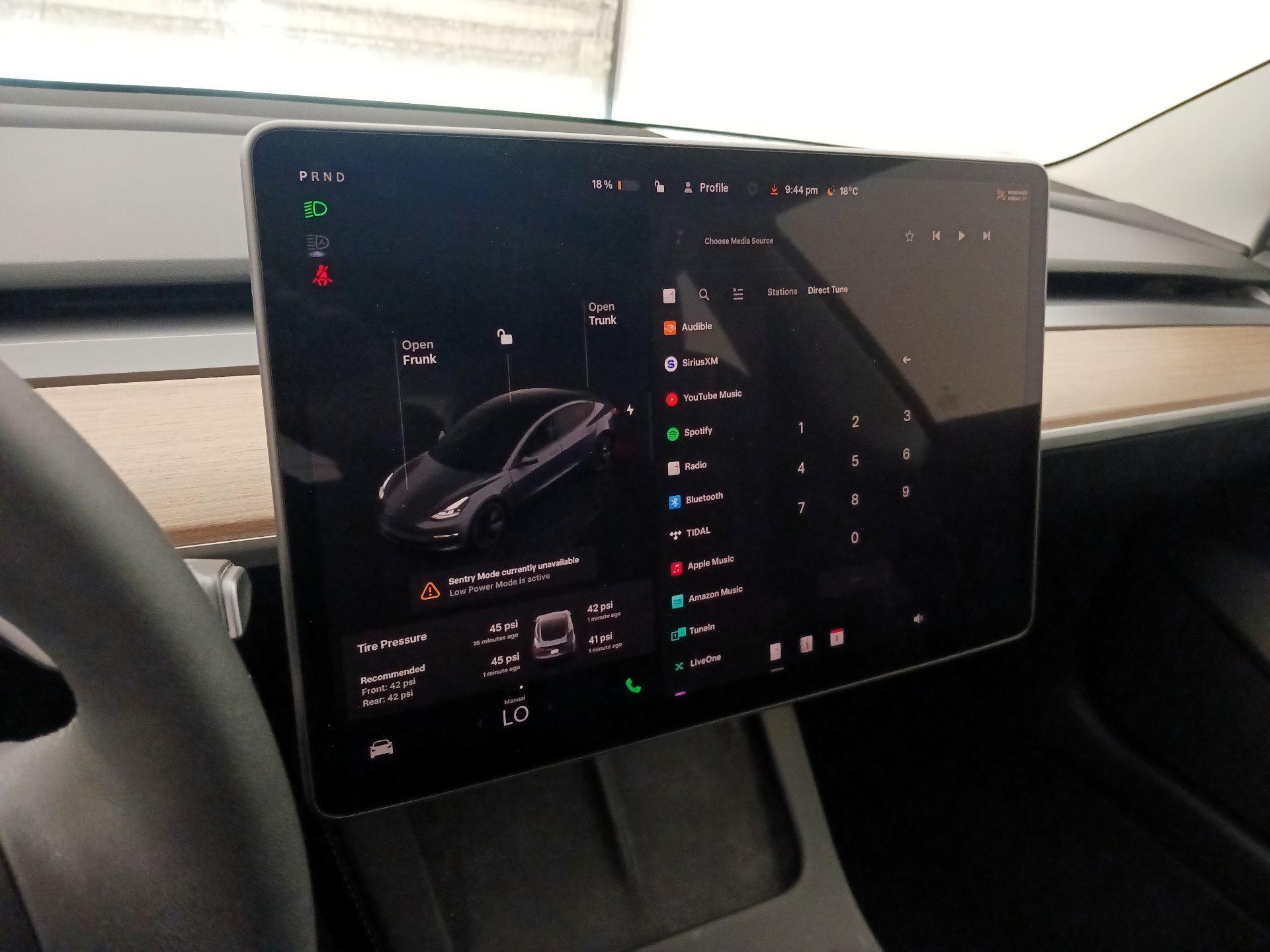 Thumbnail: 2023 Tesla Model 3 - 15