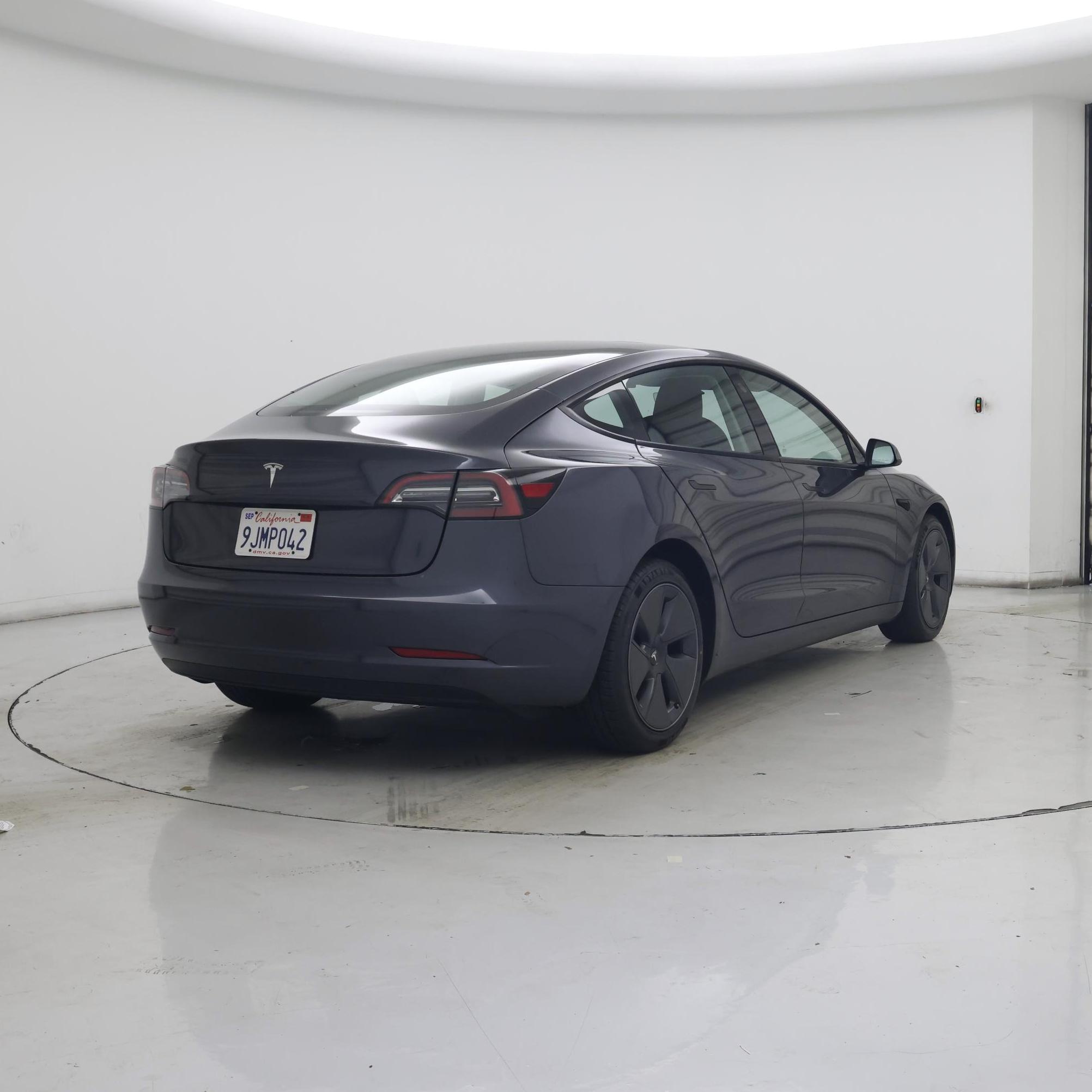 Thumbnail: 2023 Tesla Model 3 - 8