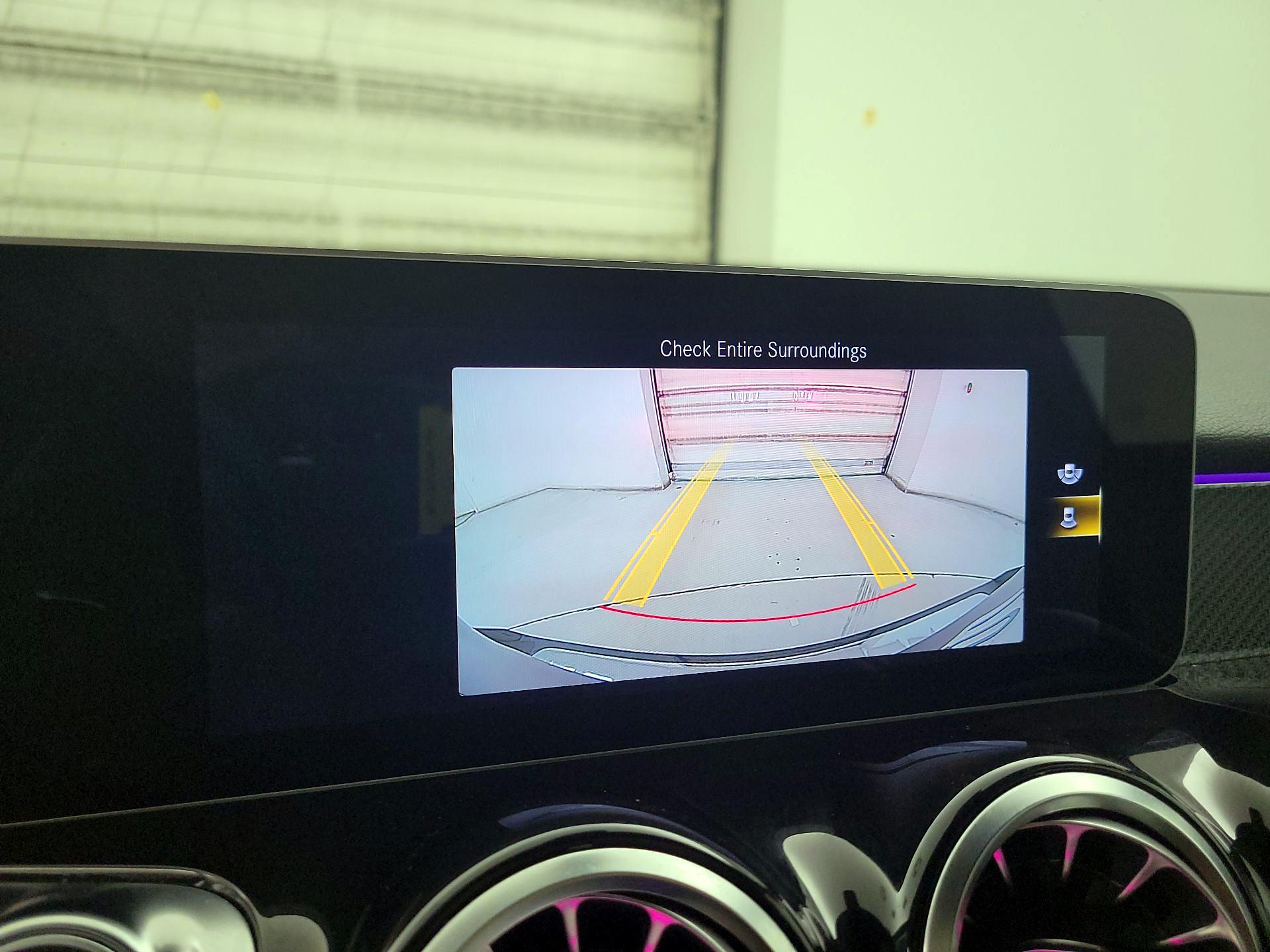 Thumbnail: 2021 Mercedes-Benz GLB - 14