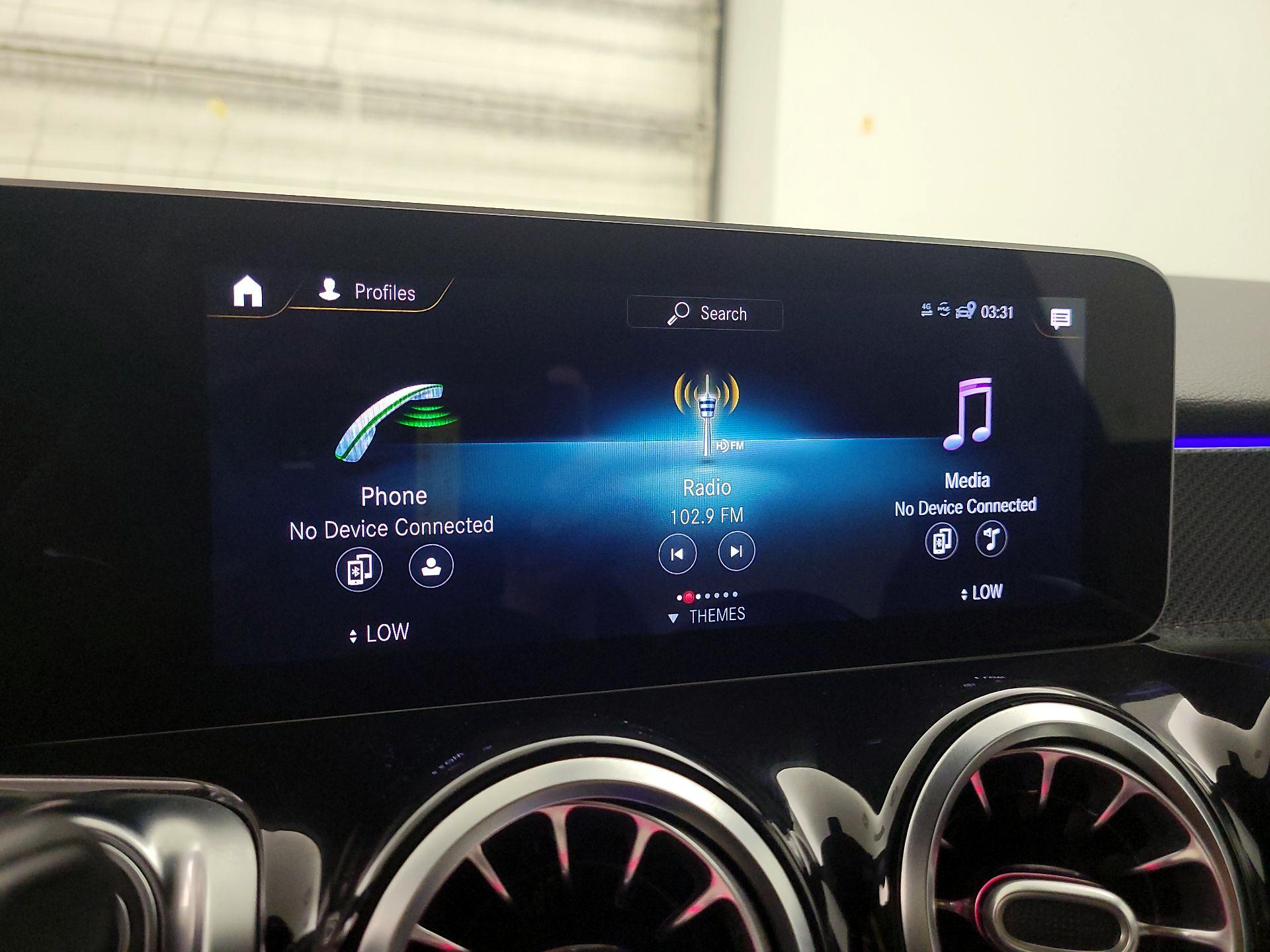 Thumbnail: 2021 Mercedes-Benz GLB - 15