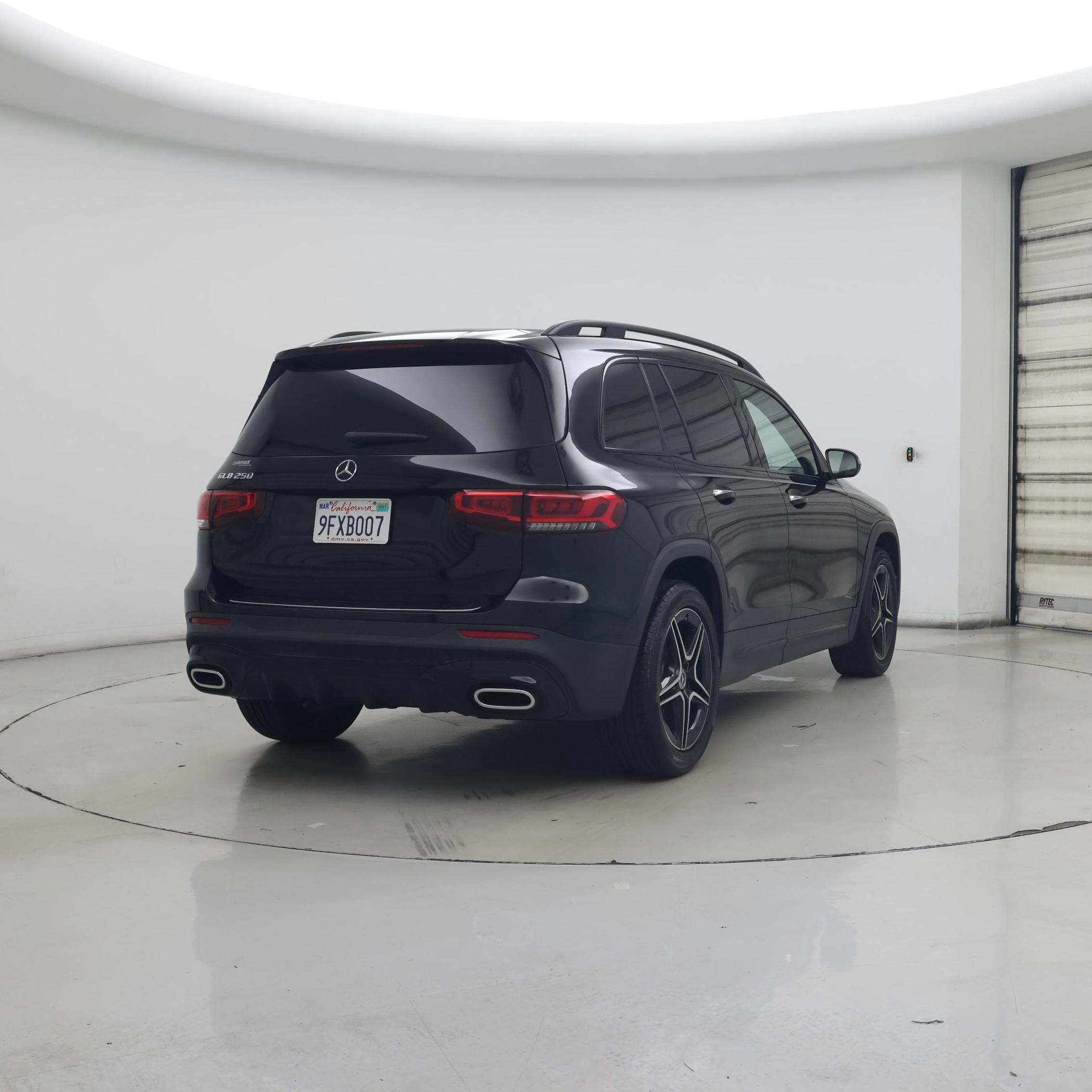 Thumbnail: 2021 Mercedes-Benz GLB - 8