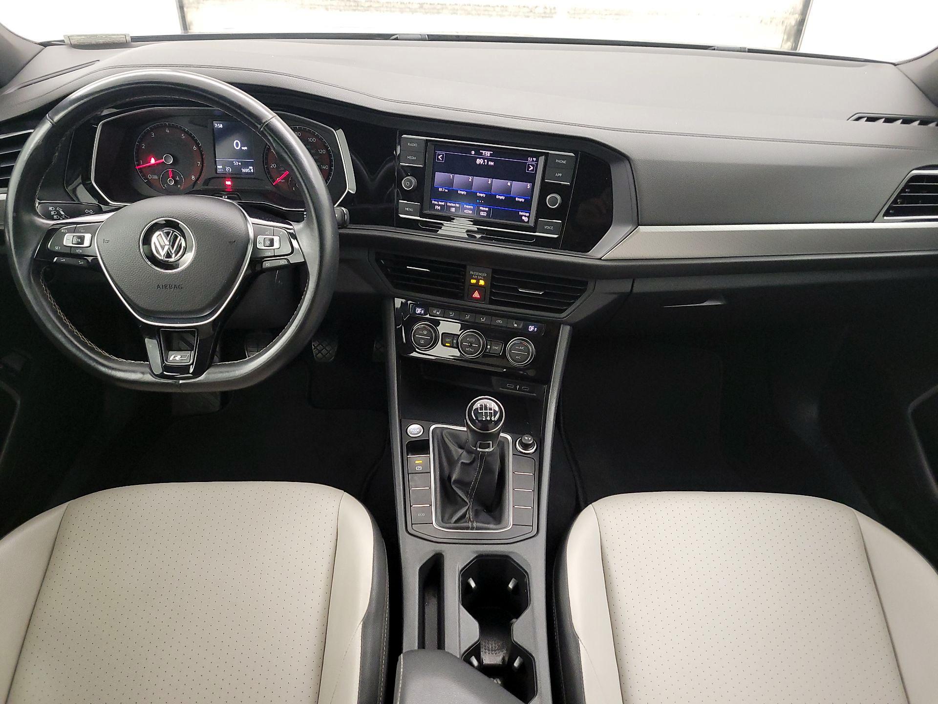 Thumbnail: 2021 Volkswagen Jetta - 9