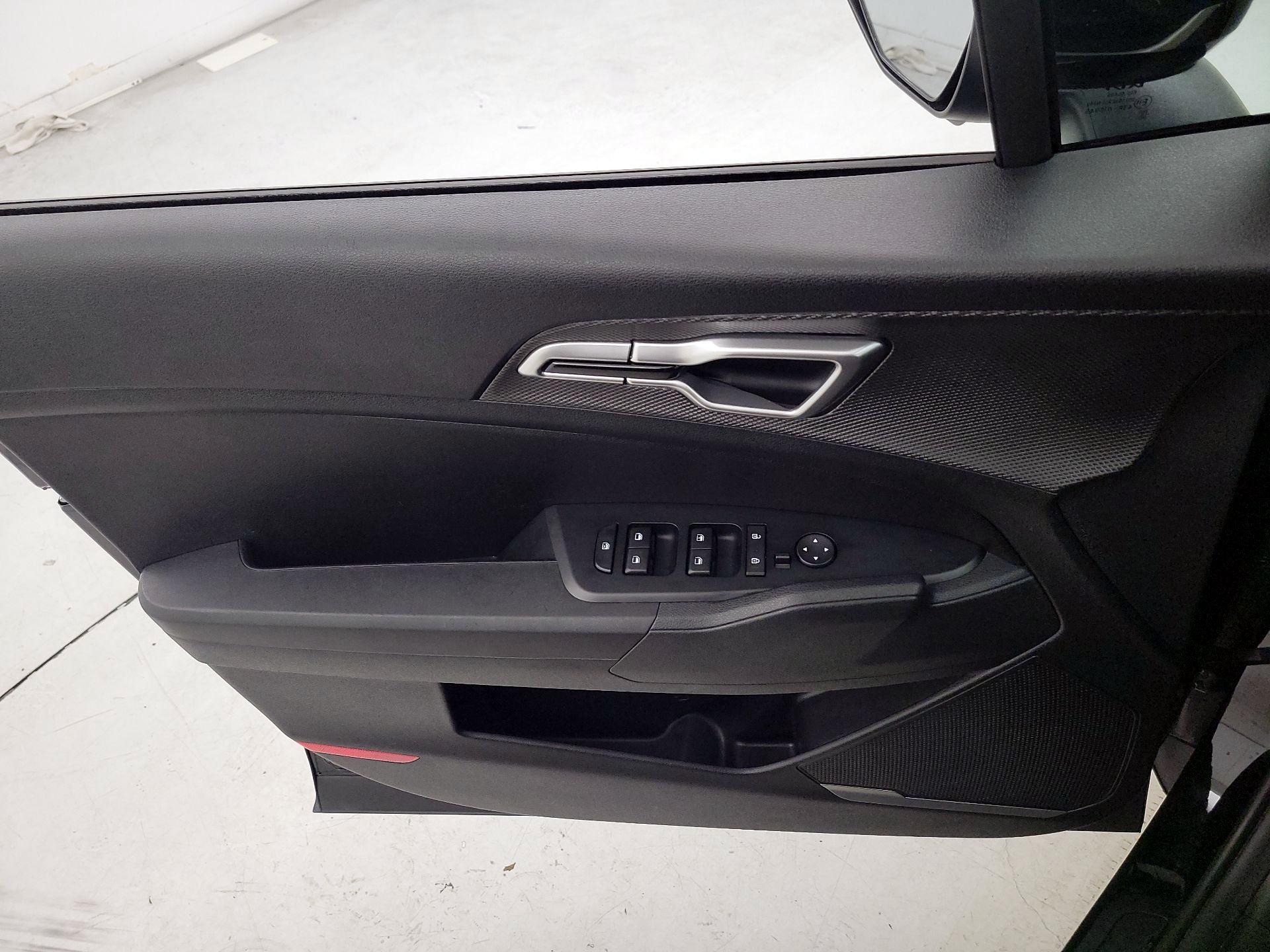 Thumbnail: 2025 Kia Sportage - 12