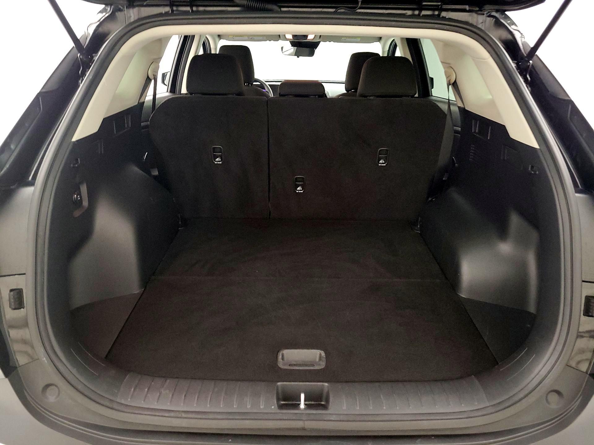 Thumbnail: 2025 Kia Sportage - 20