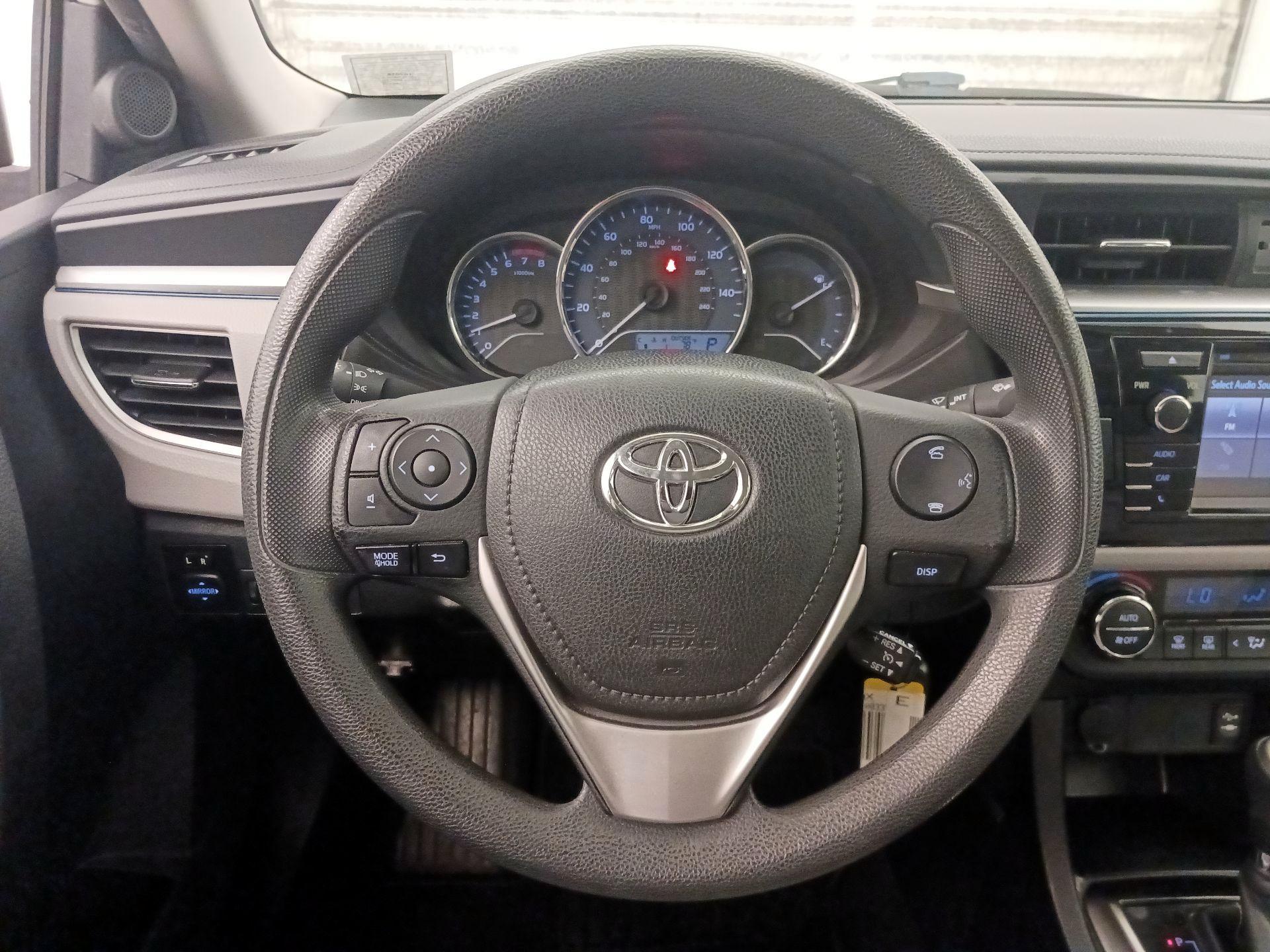 Thumbnail: 2014 Toyota Corolla - 10