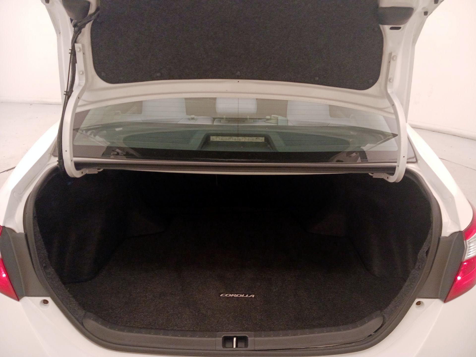 Thumbnail: 2014 Toyota Corolla - 20