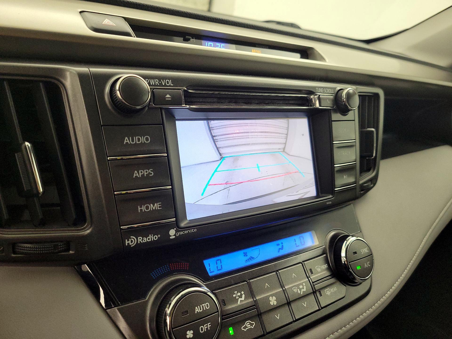 Thumbnail: 2015 Toyota RAV4 - 14