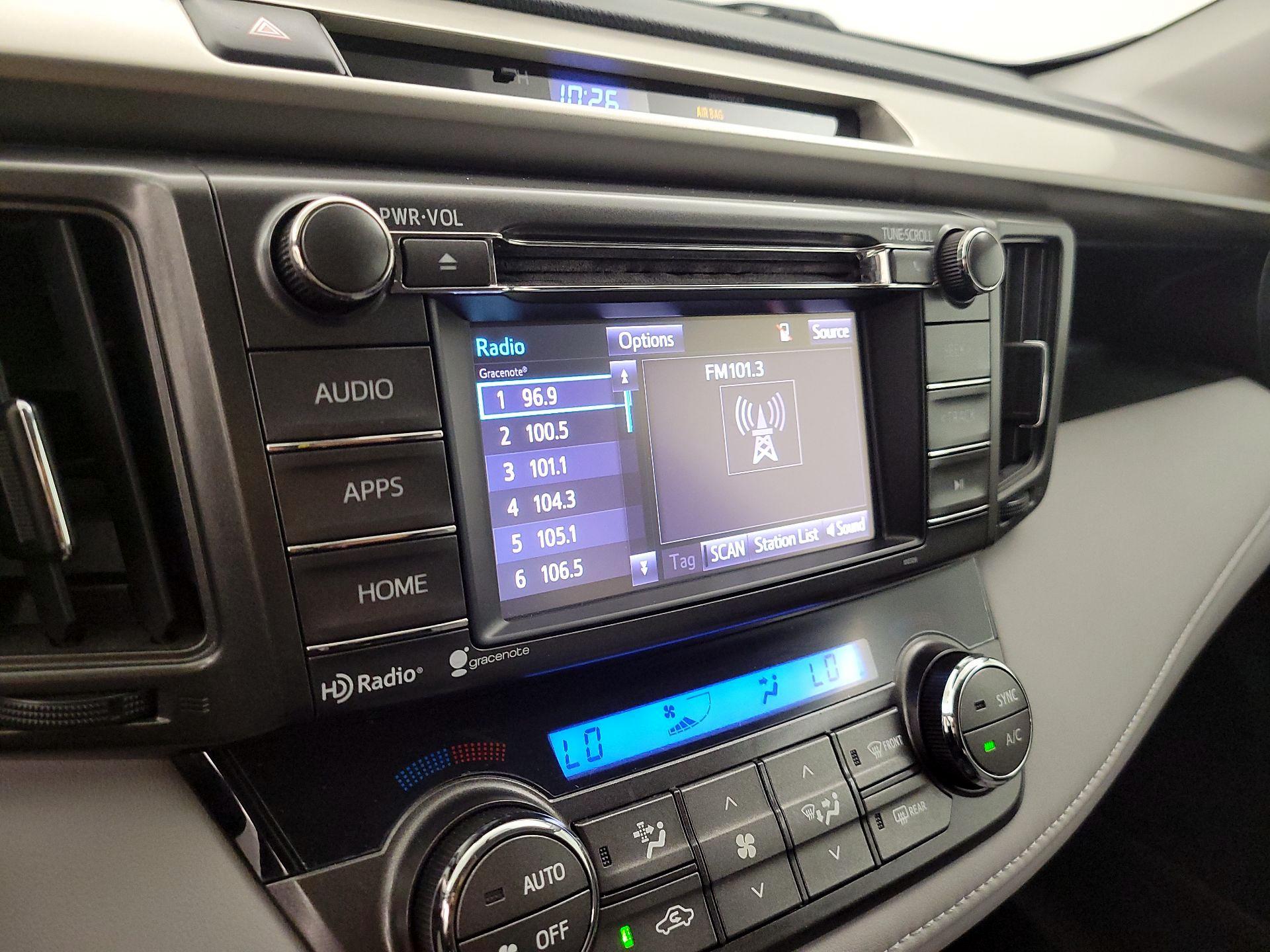 Thumbnail: 2015 Toyota RAV4 - 15