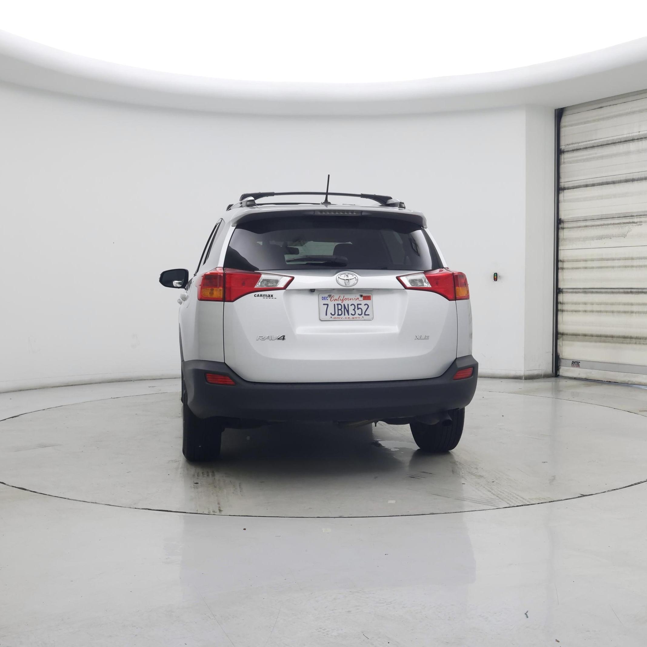 Thumbnail: 2015 Toyota RAV4 - 6