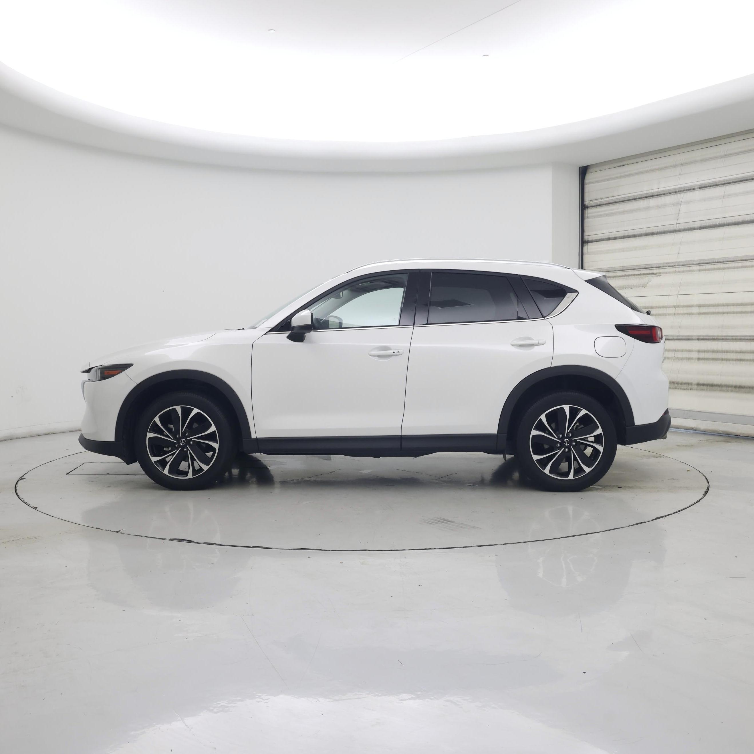 Thumbnail: 2023 Mazda CX-5 - 3