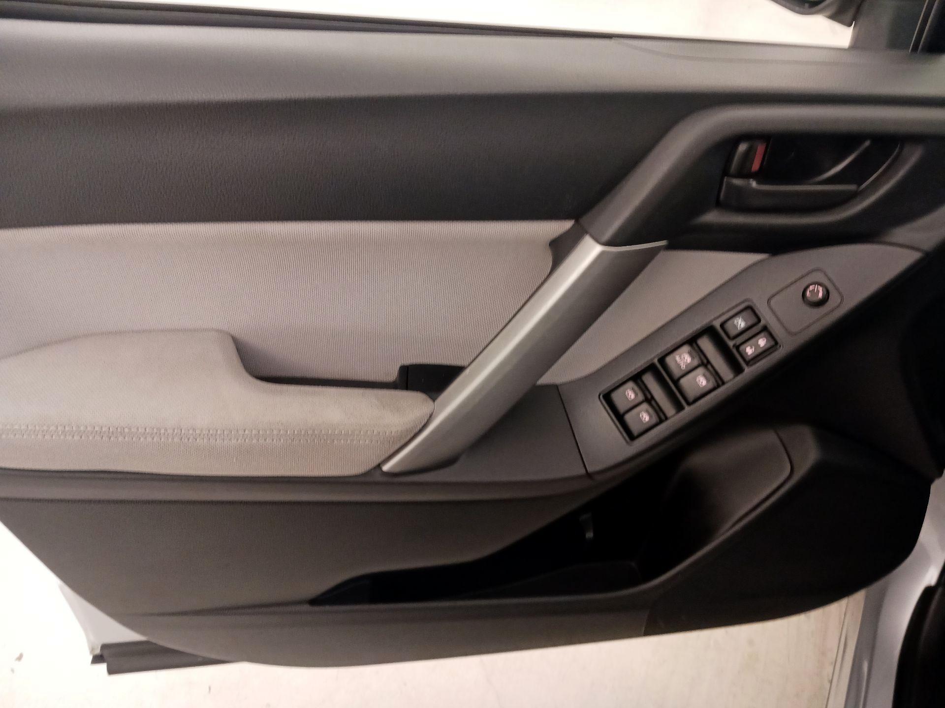 Thumbnail: 2015 Subaru Forester - 12