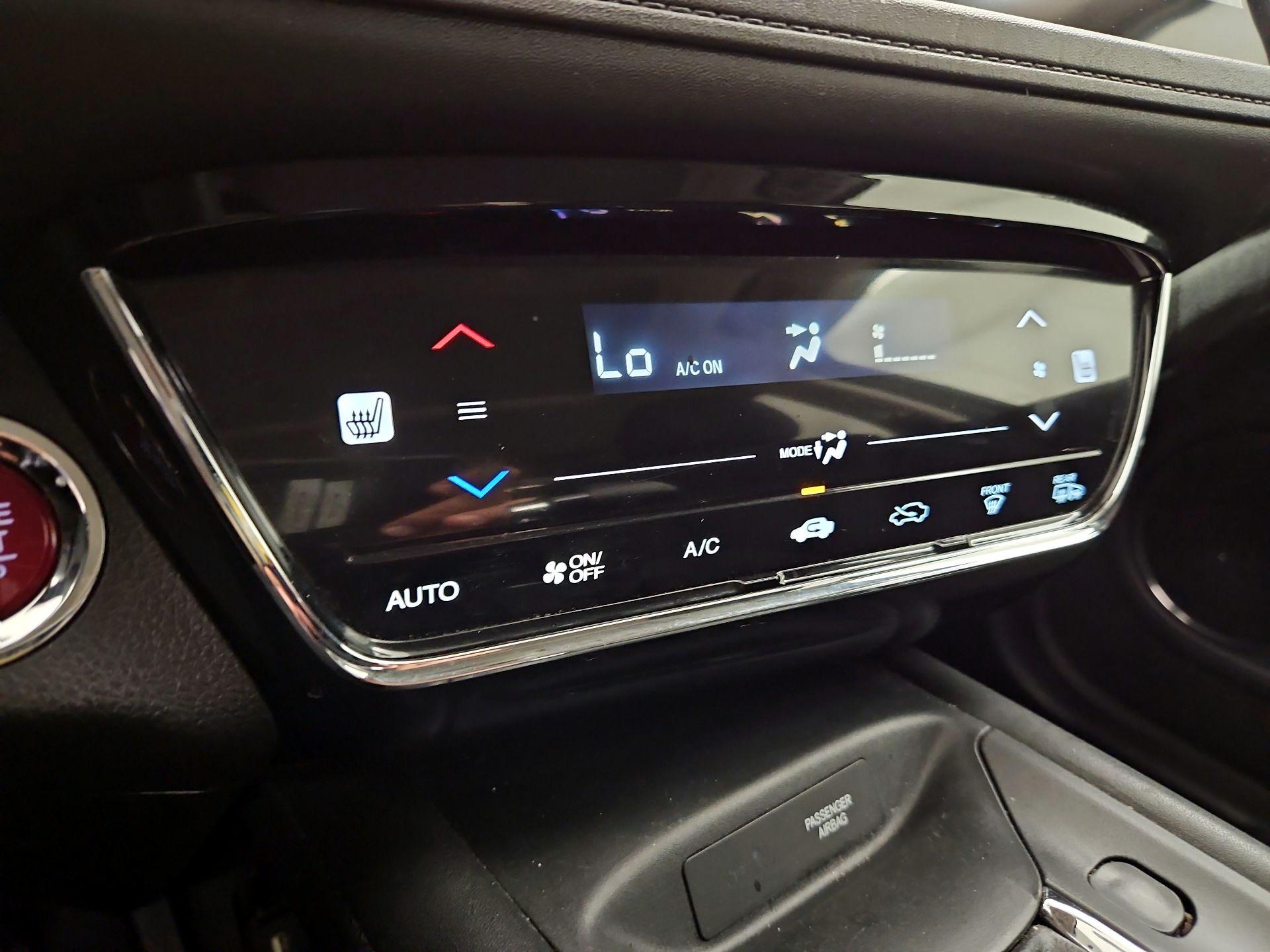 Thumbnail: 2017 Honda HR-V - 16