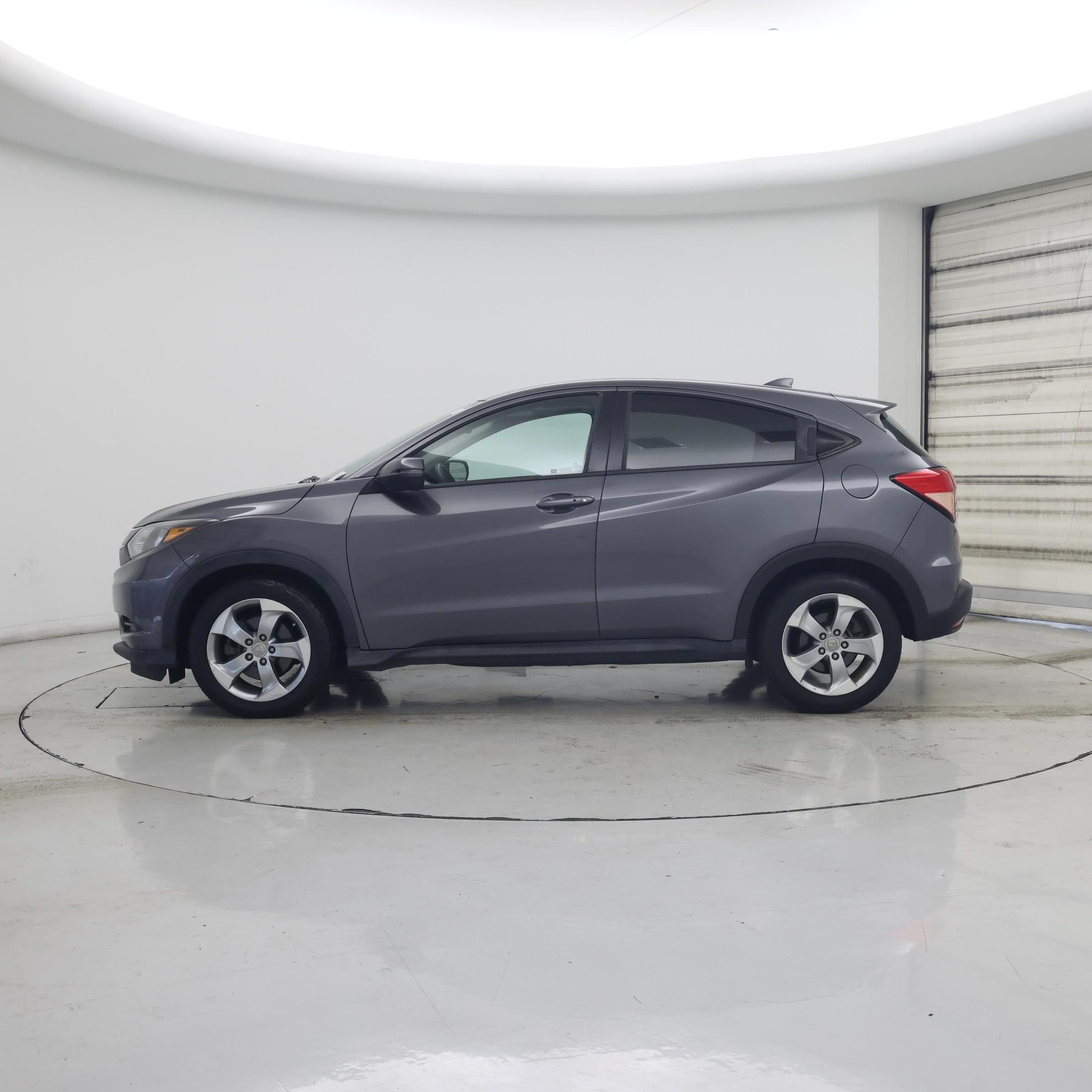 Thumbnail: 2017 Honda HR-V - 3