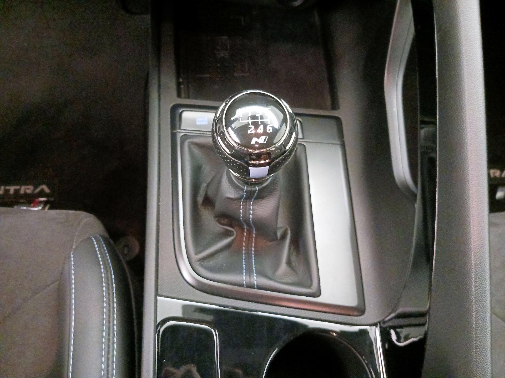 Thumbnail: 2023 Hyundai Elantra - 18