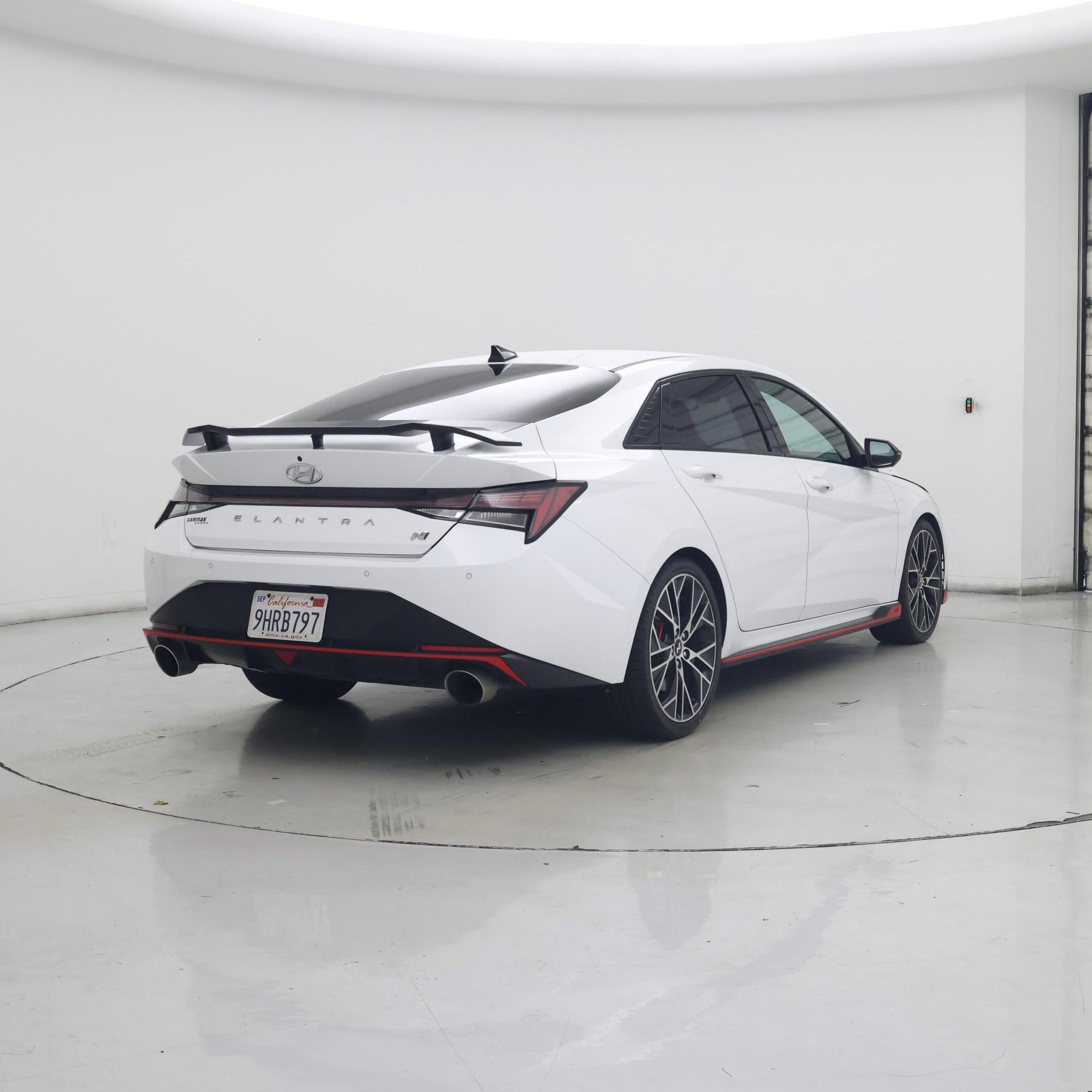 Thumbnail: 2023 Hyundai Elantra - 8