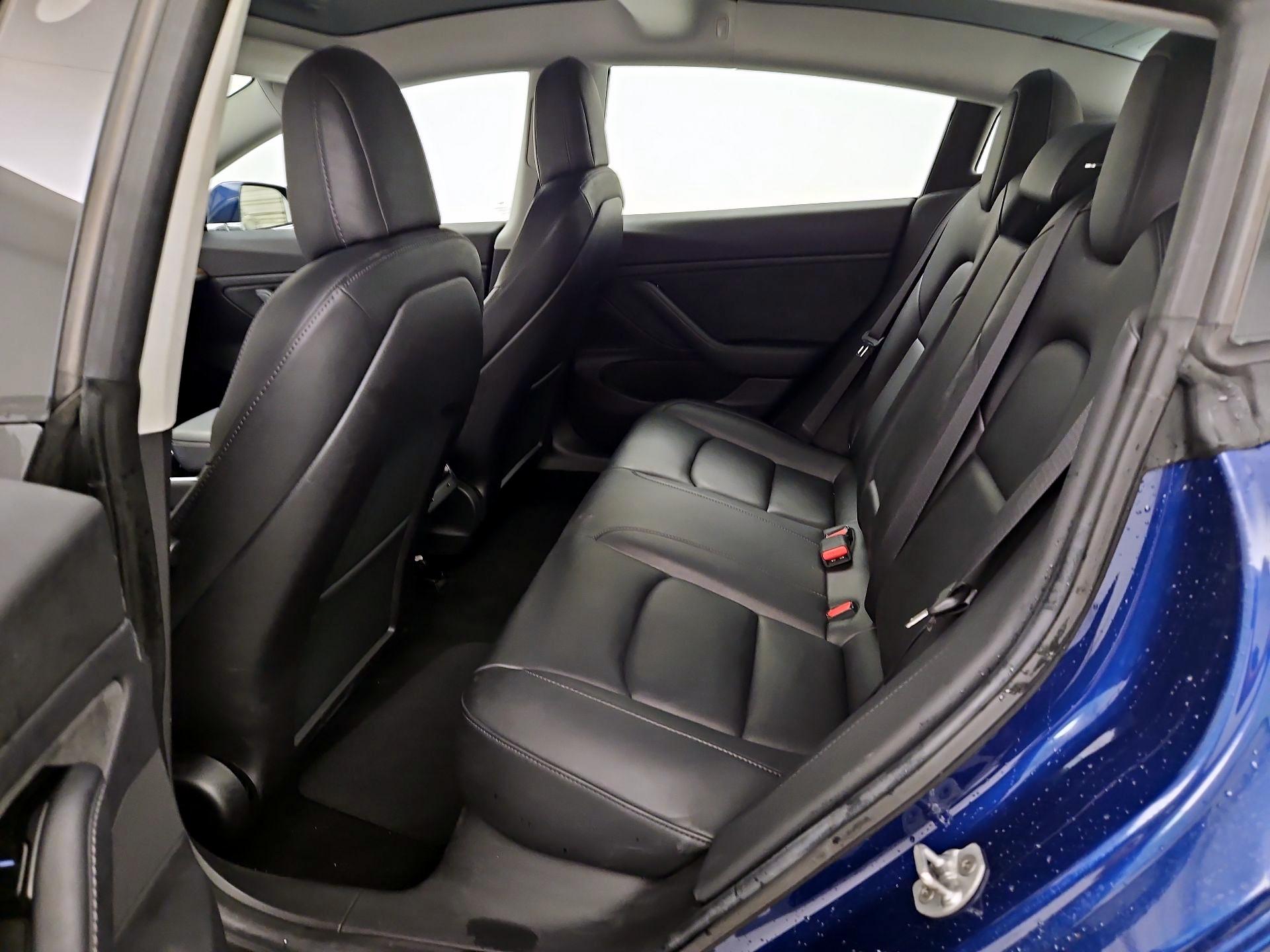 Thumbnail: 2019 Tesla Model 3 - 18