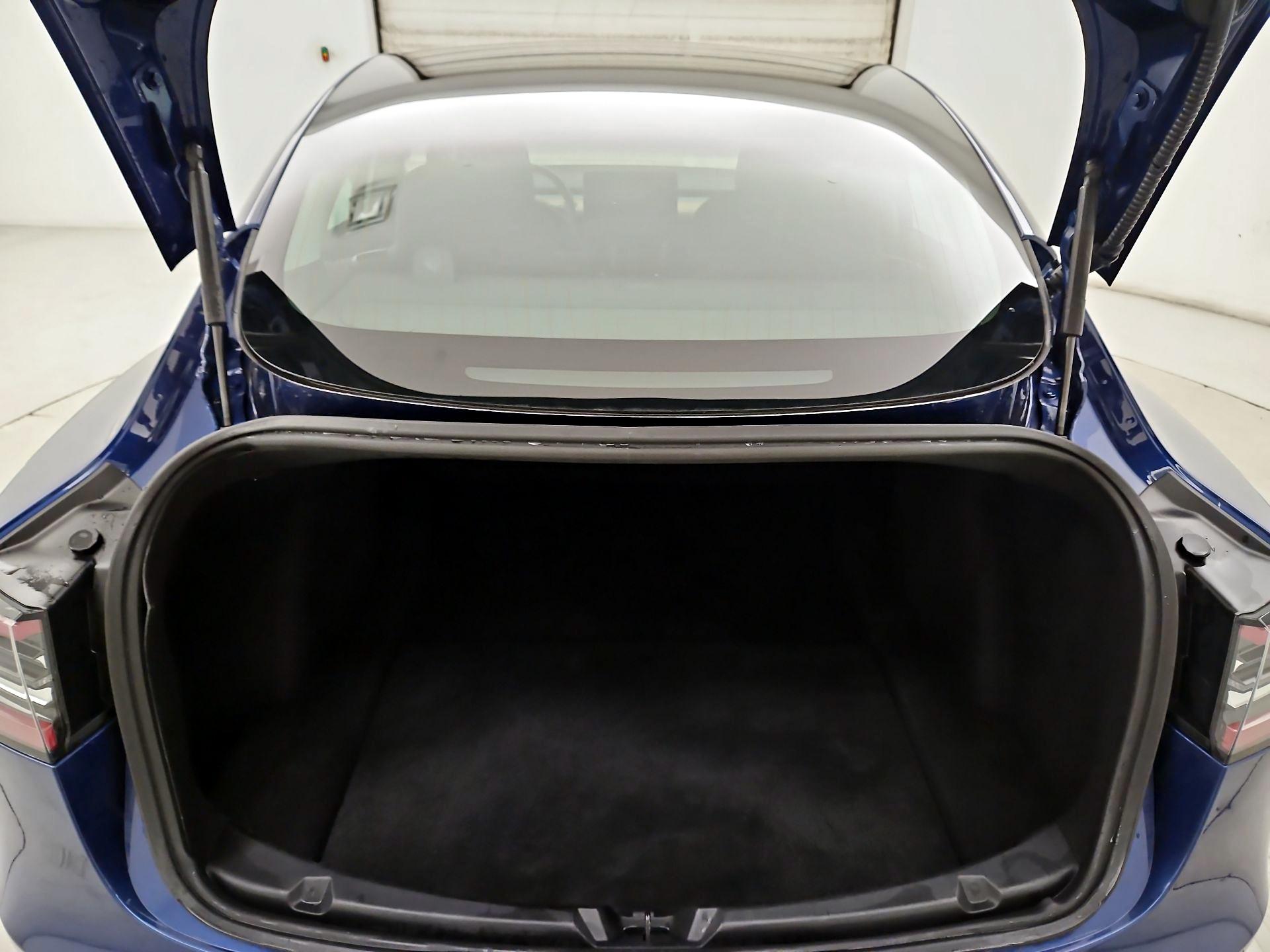 Thumbnail: 2019 Tesla Model 3 - 19