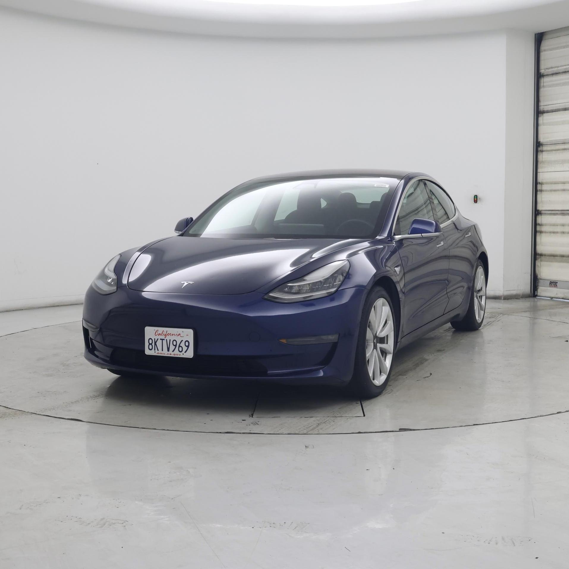 Thumbnail: 2019 Tesla Model 3 - 4
