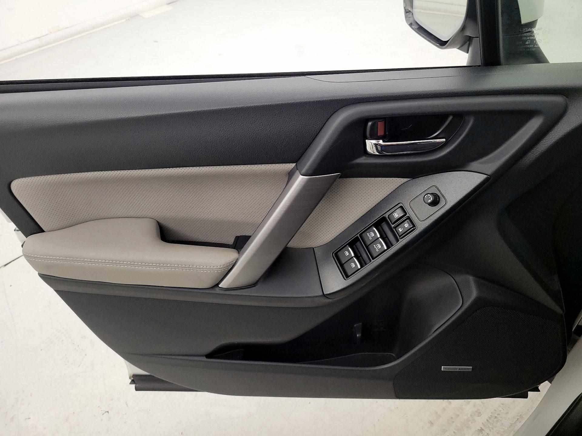 Thumbnail: 2017 Subaru Forester - 12