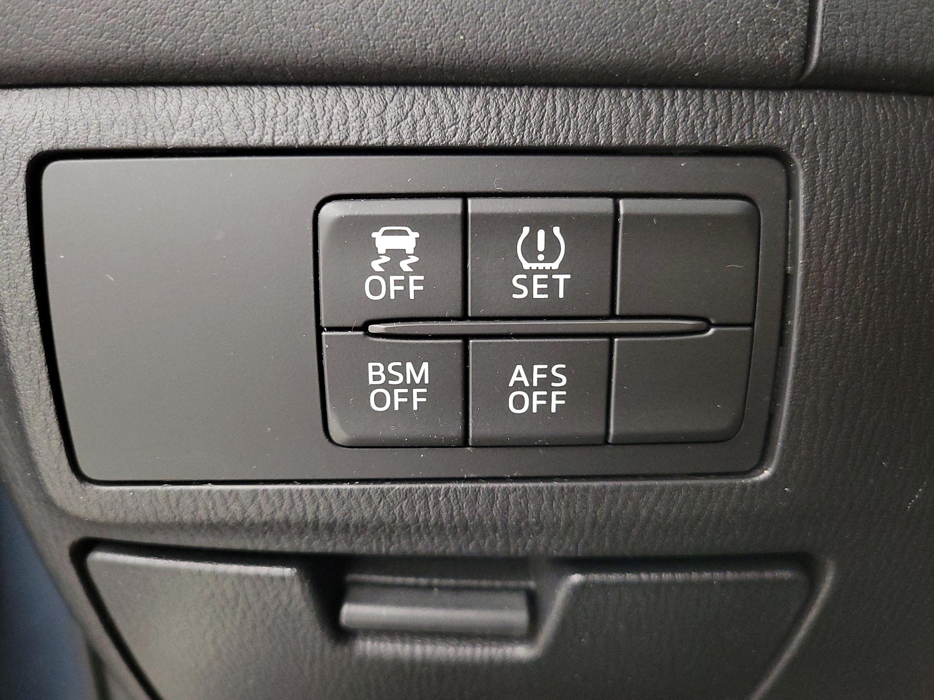 Thumbnail: 2014 Mazda Mazda6 - 13